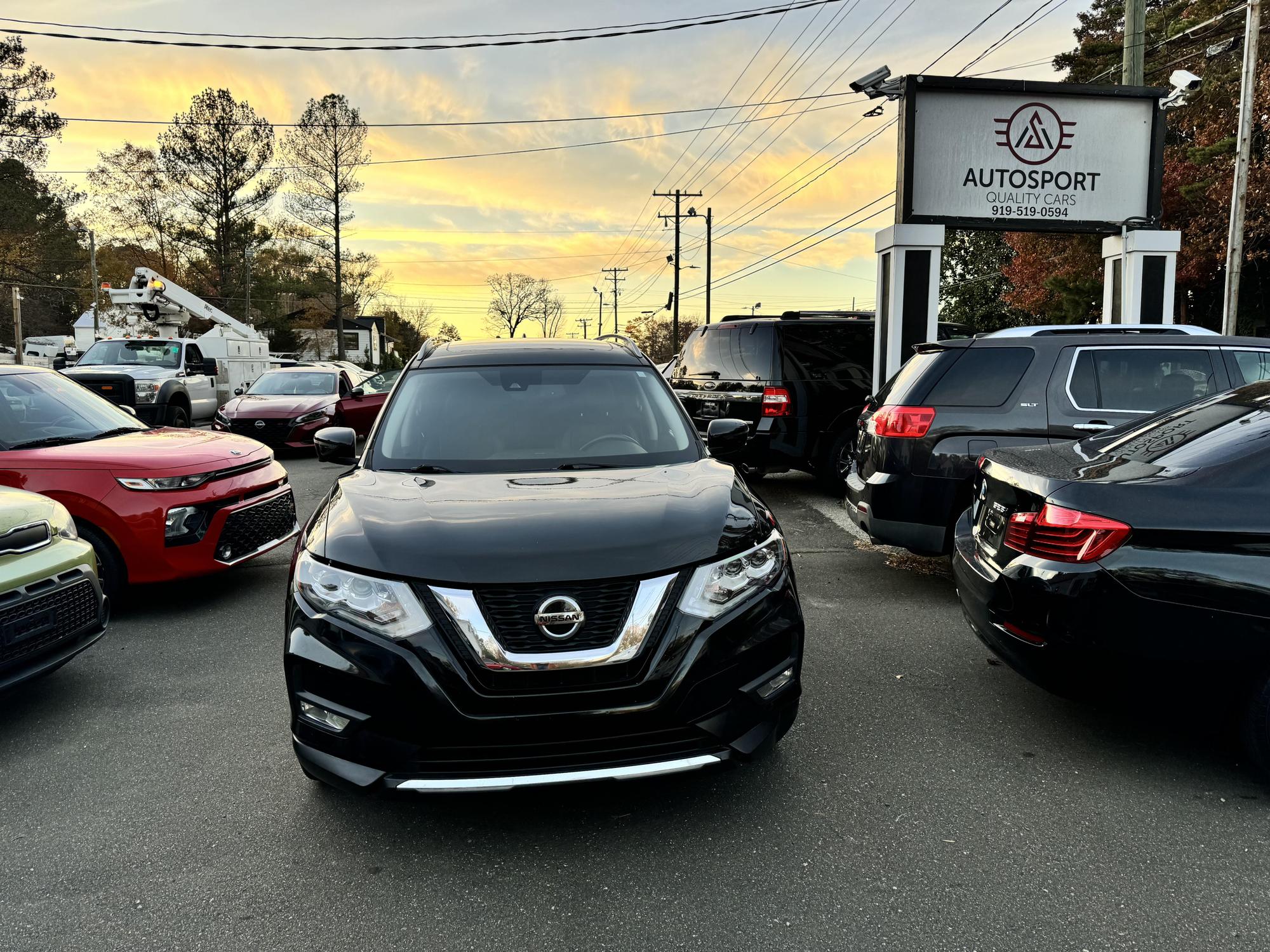 2019 Nissan Rogue SL photo 17