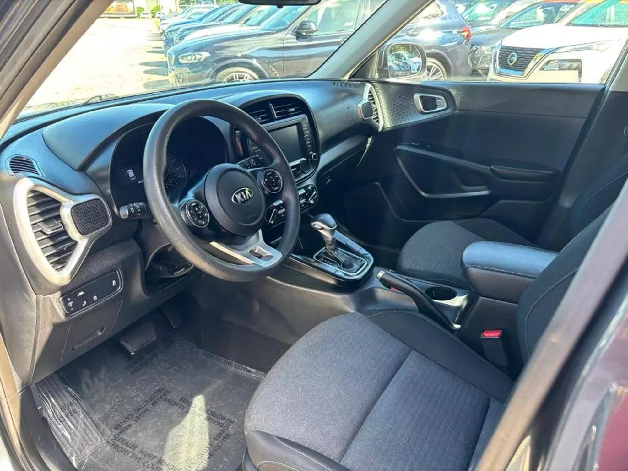 2021 Kia Soul S photo 29