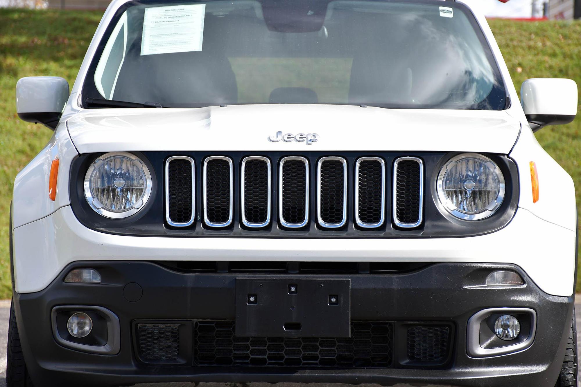 2017 Jeep Renegade Latitude photo 35