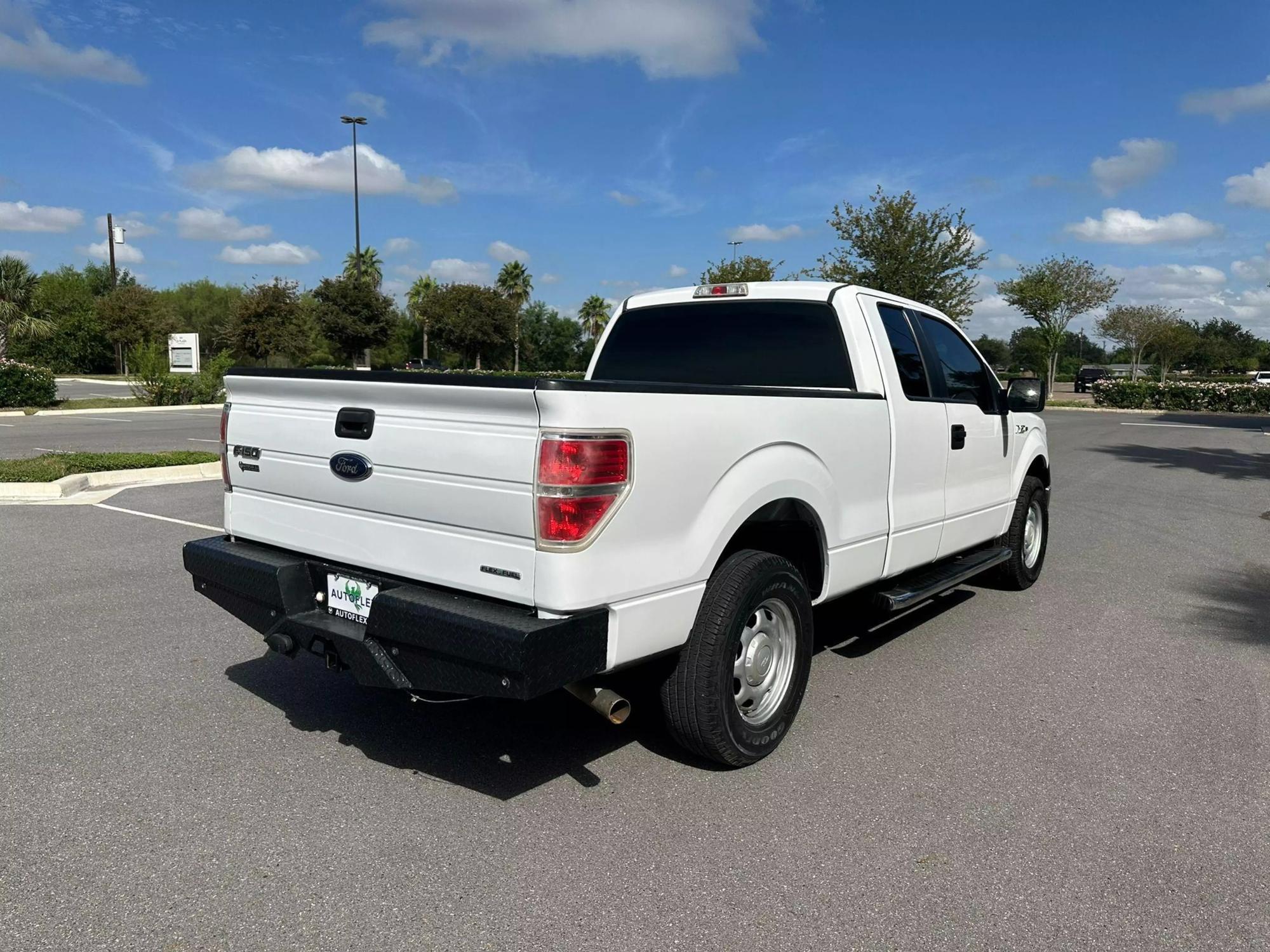 2014 Ford F-150 XL photo 16