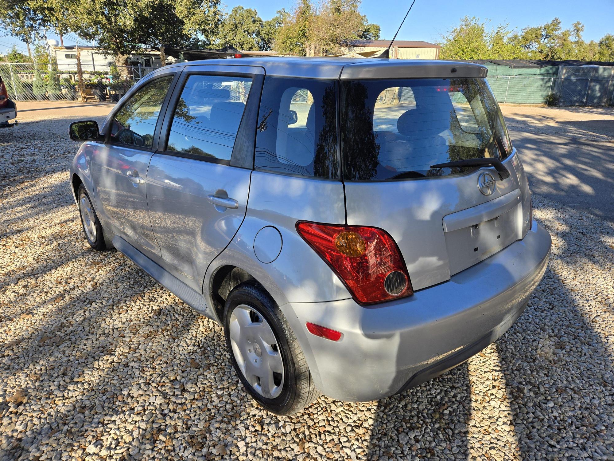 2005 Scion xA Base photo 16