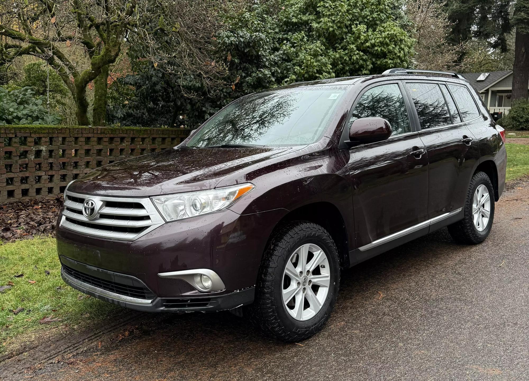 2013 Toyota Highlander null photo 21