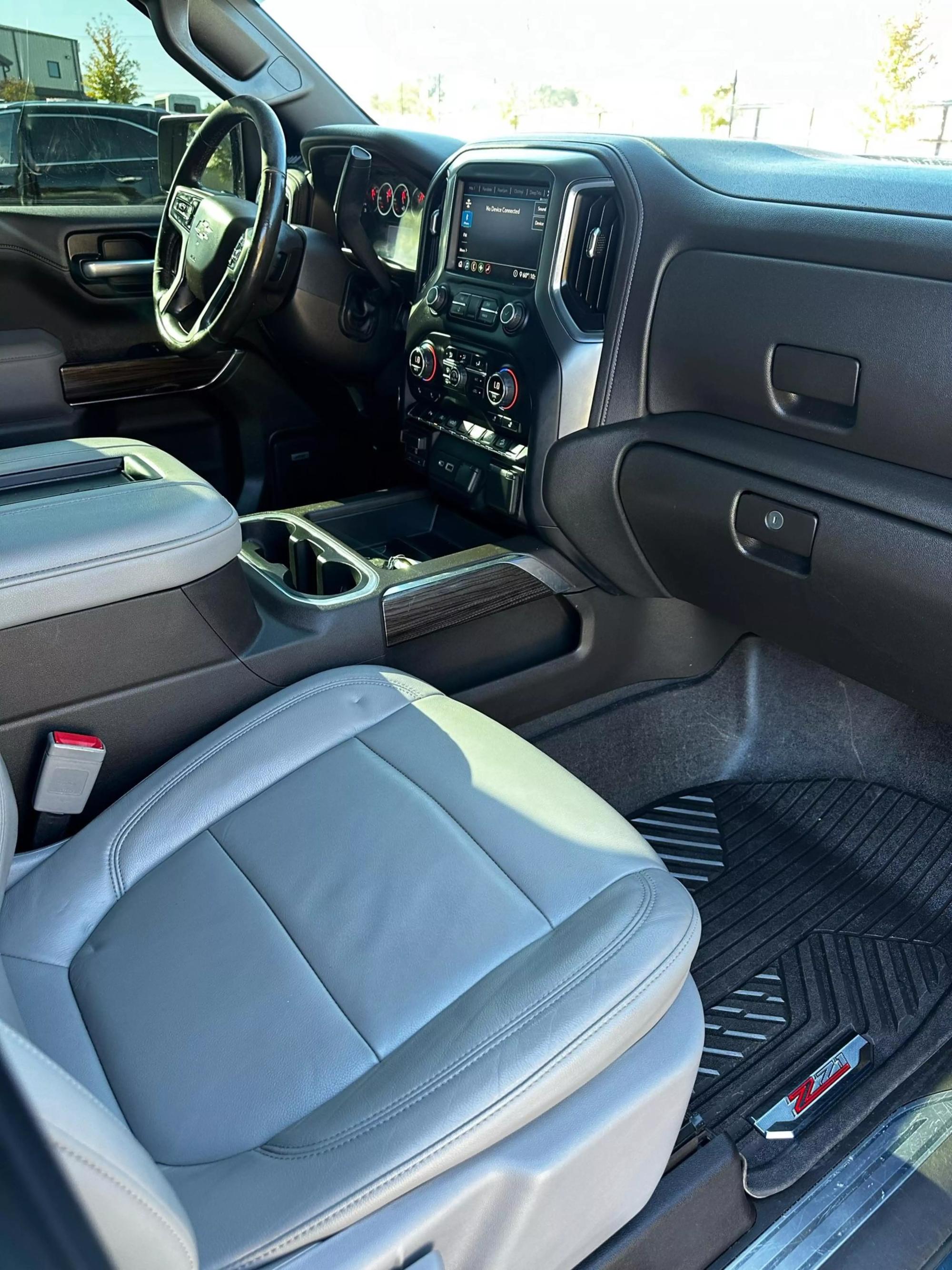 2020 Chevrolet Silverado 1500 RST photo 35