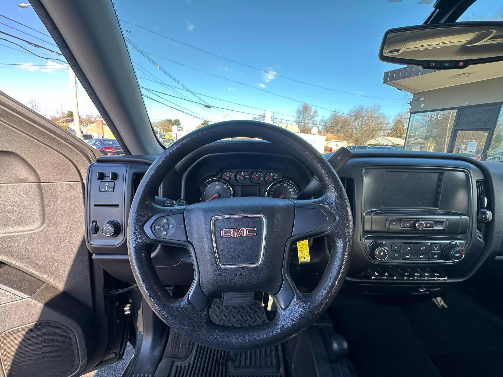 2018 GMC Sierra 1500 Base photo 38