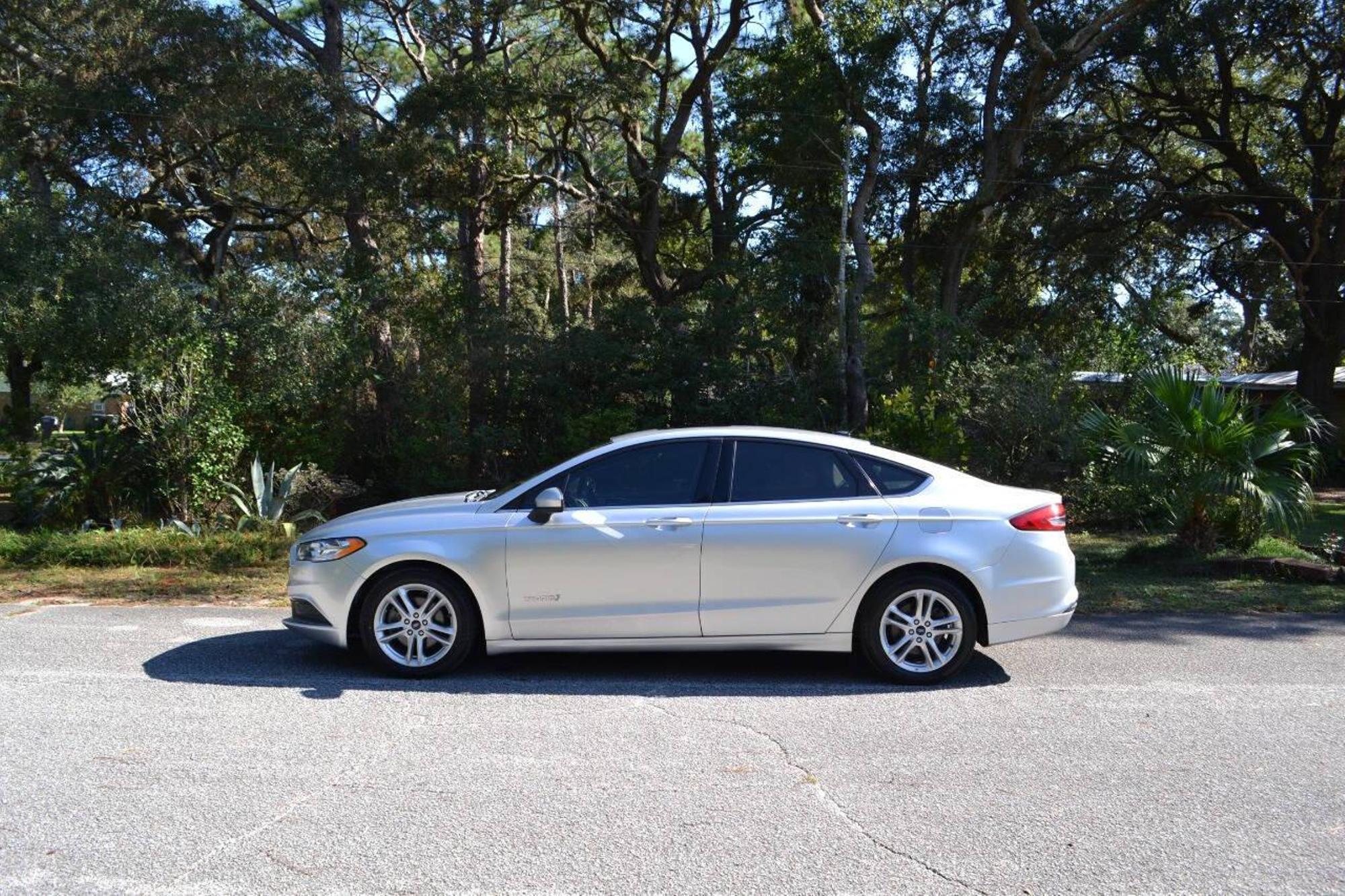 2018 Ford Fusion Hybrid SE photo 60