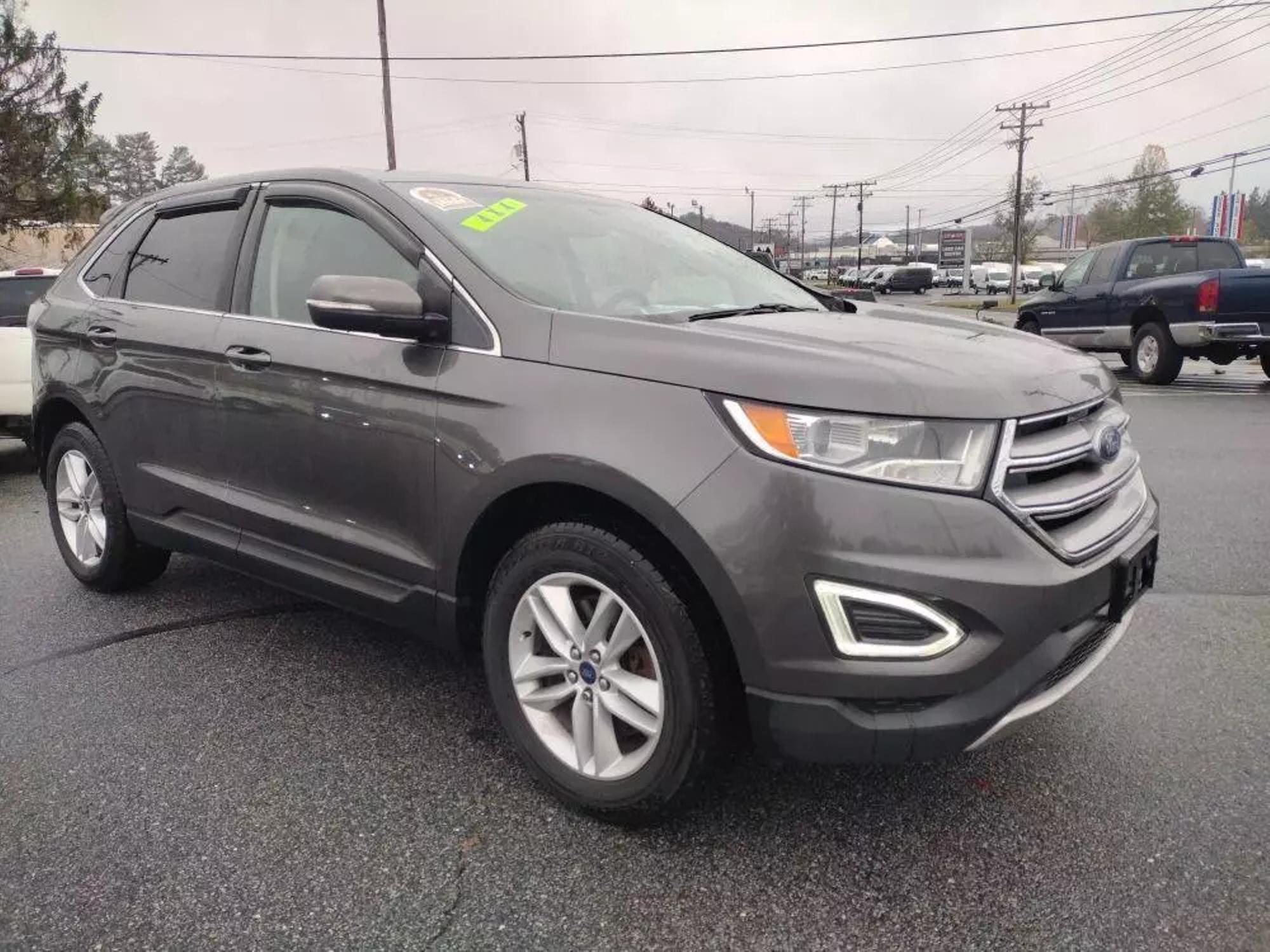 2017 Ford Edge SEL photo 14