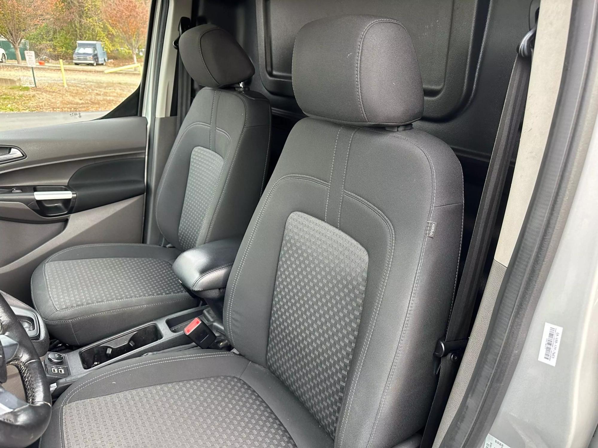 2019 Ford Transit Connect XLT photo 108