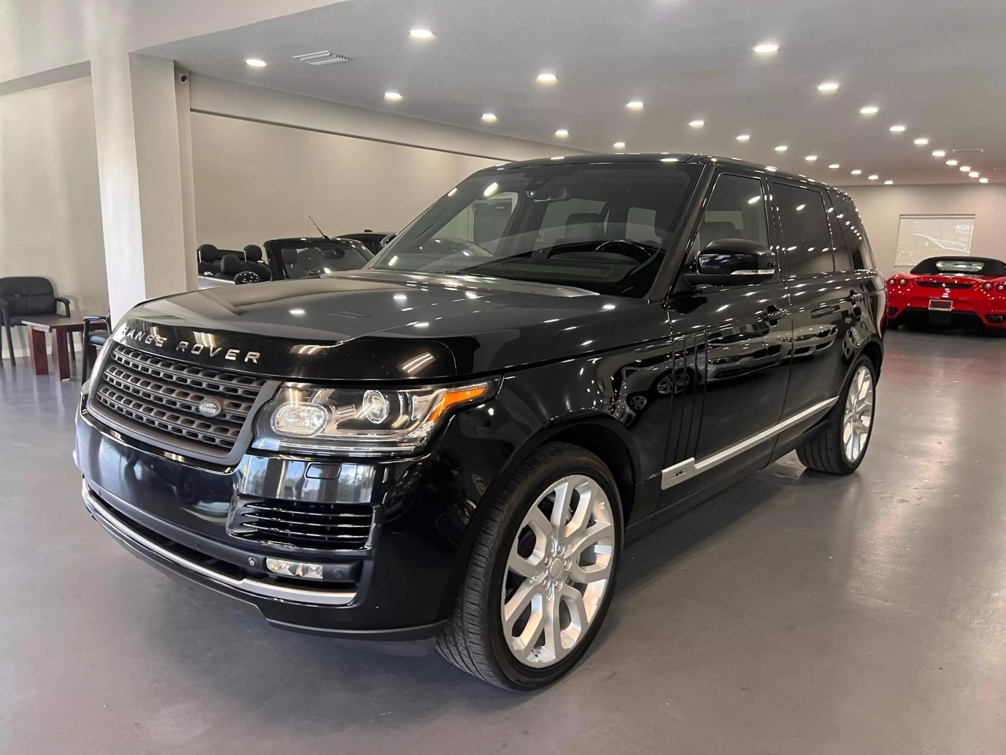 2015 Land Rover Range Rover Supercharged photo 3