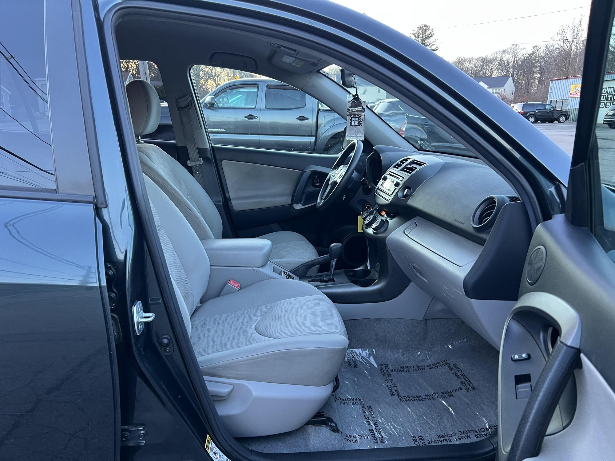 2012 Toyota RAV4 Base photo 54