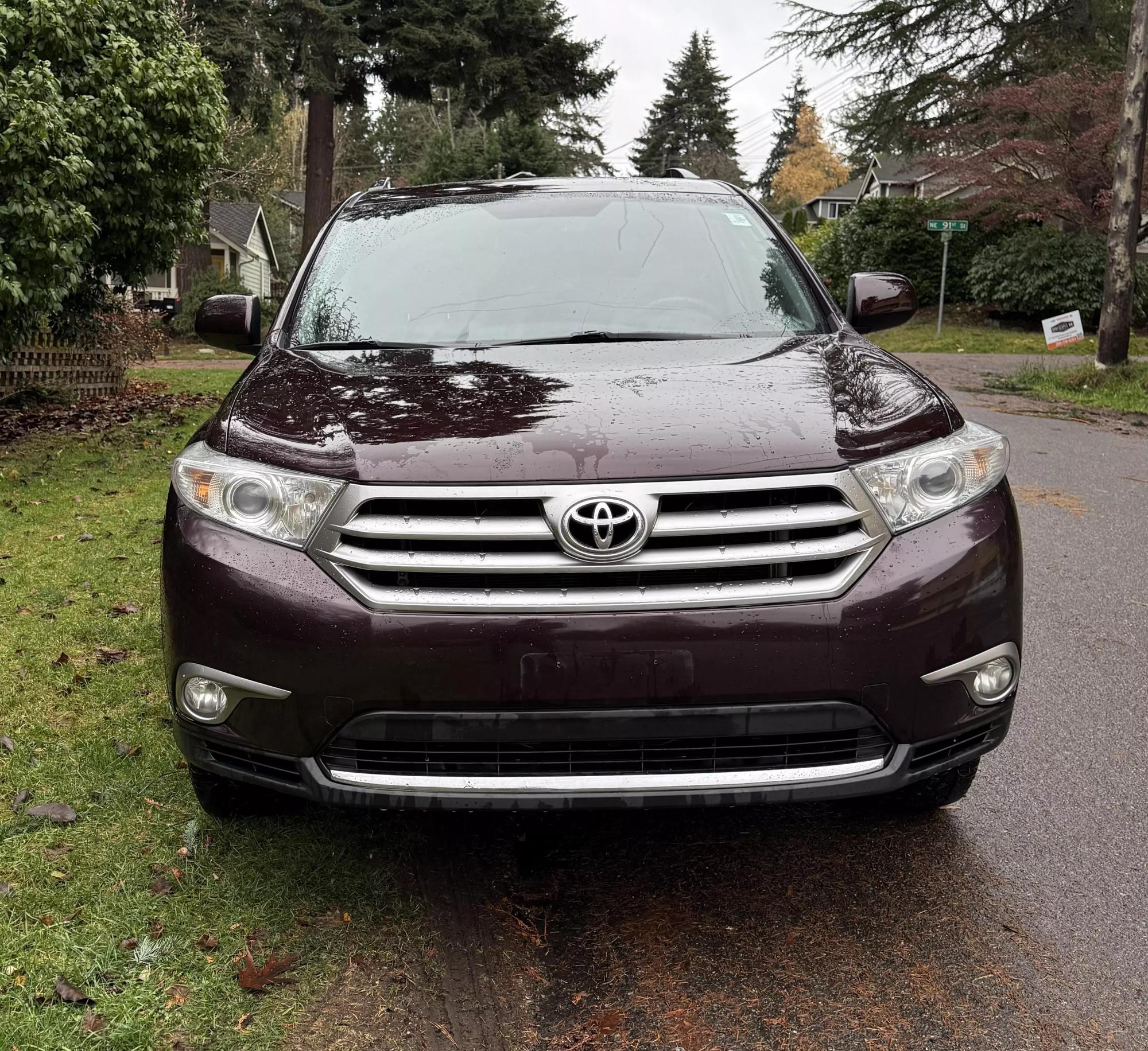 2013 Toyota Highlander null photo 22