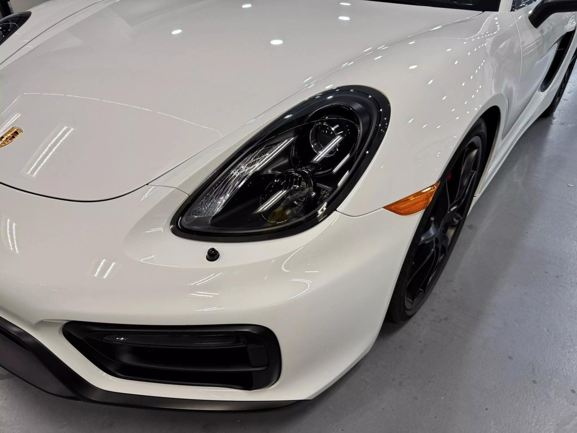 2015 Porsche Cayman GTS photo 10