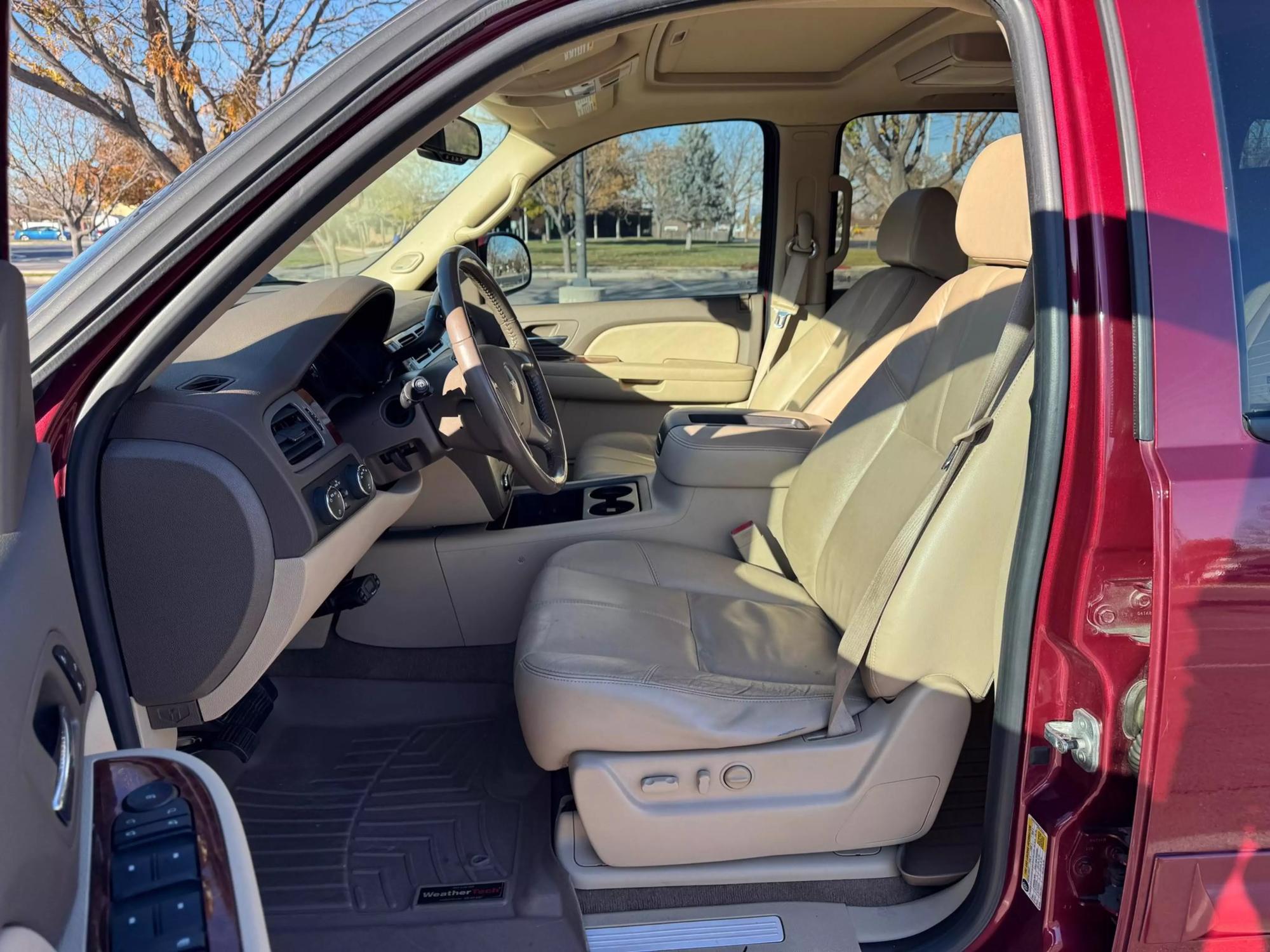 2009 GMC Yukon SLT2 photo 42