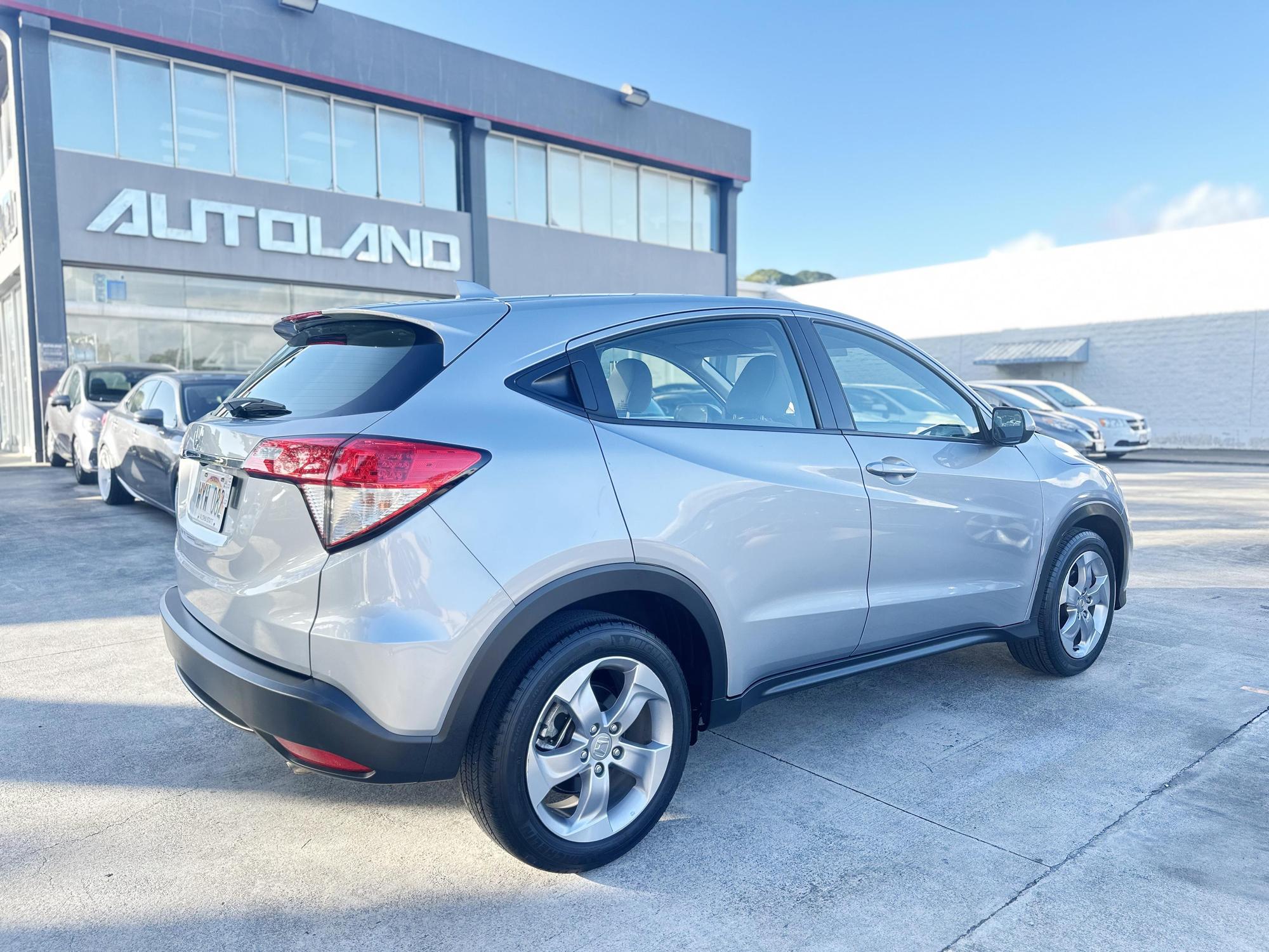 2022 Honda HR-V LX photo 32