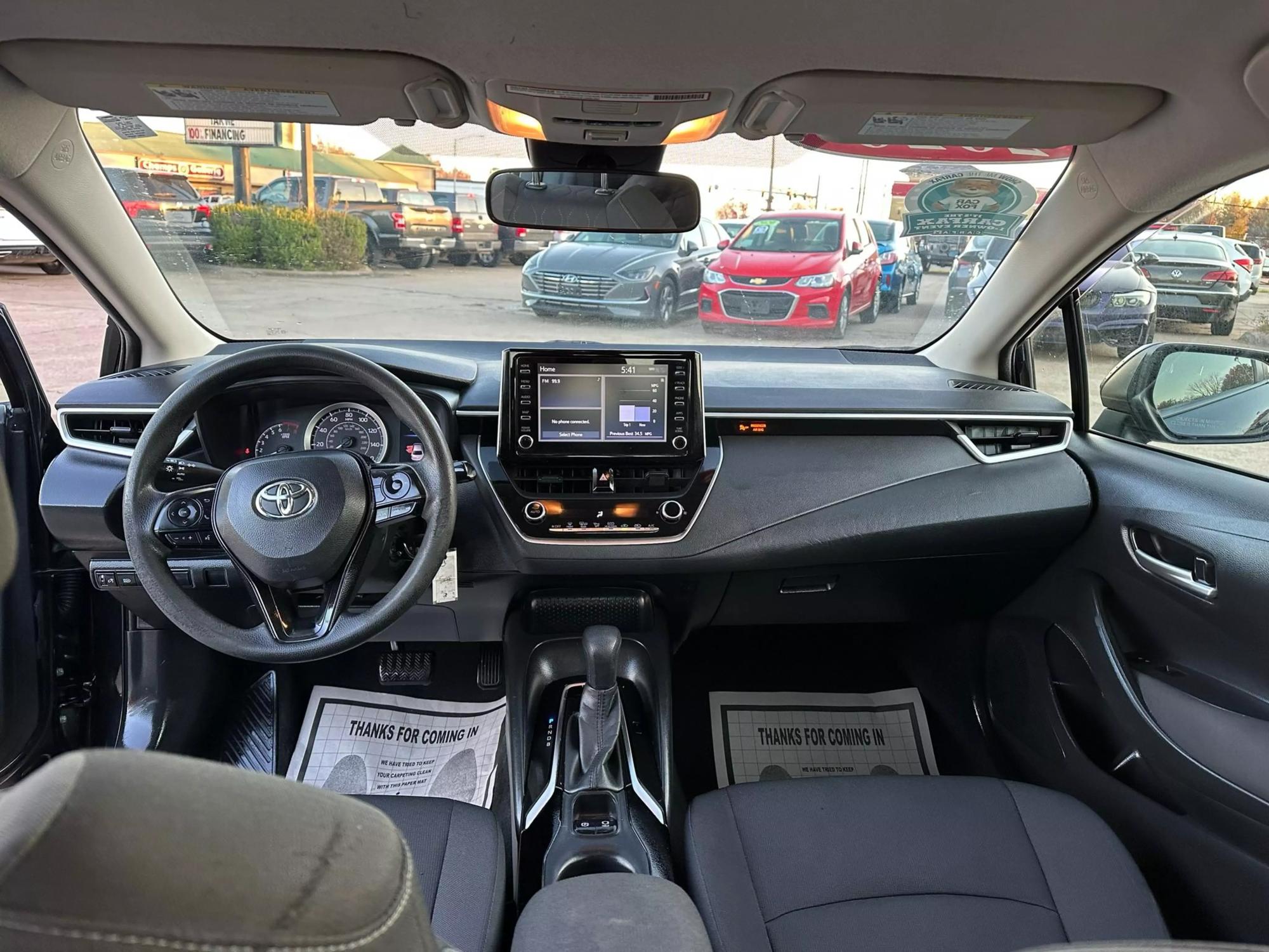 2020 Toyota Corolla LE photo 38