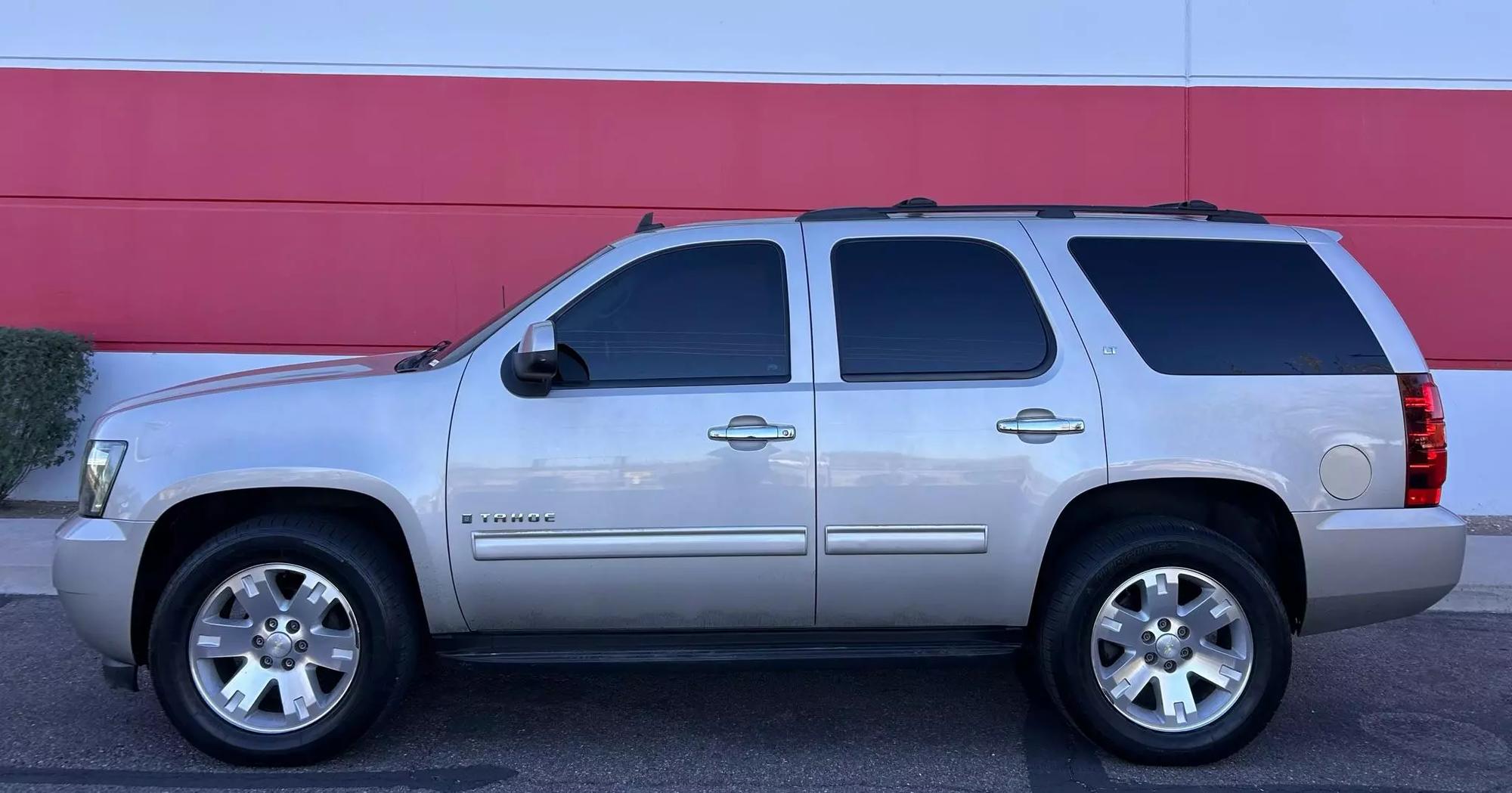 2009 Chevrolet Tahoe null photo 19