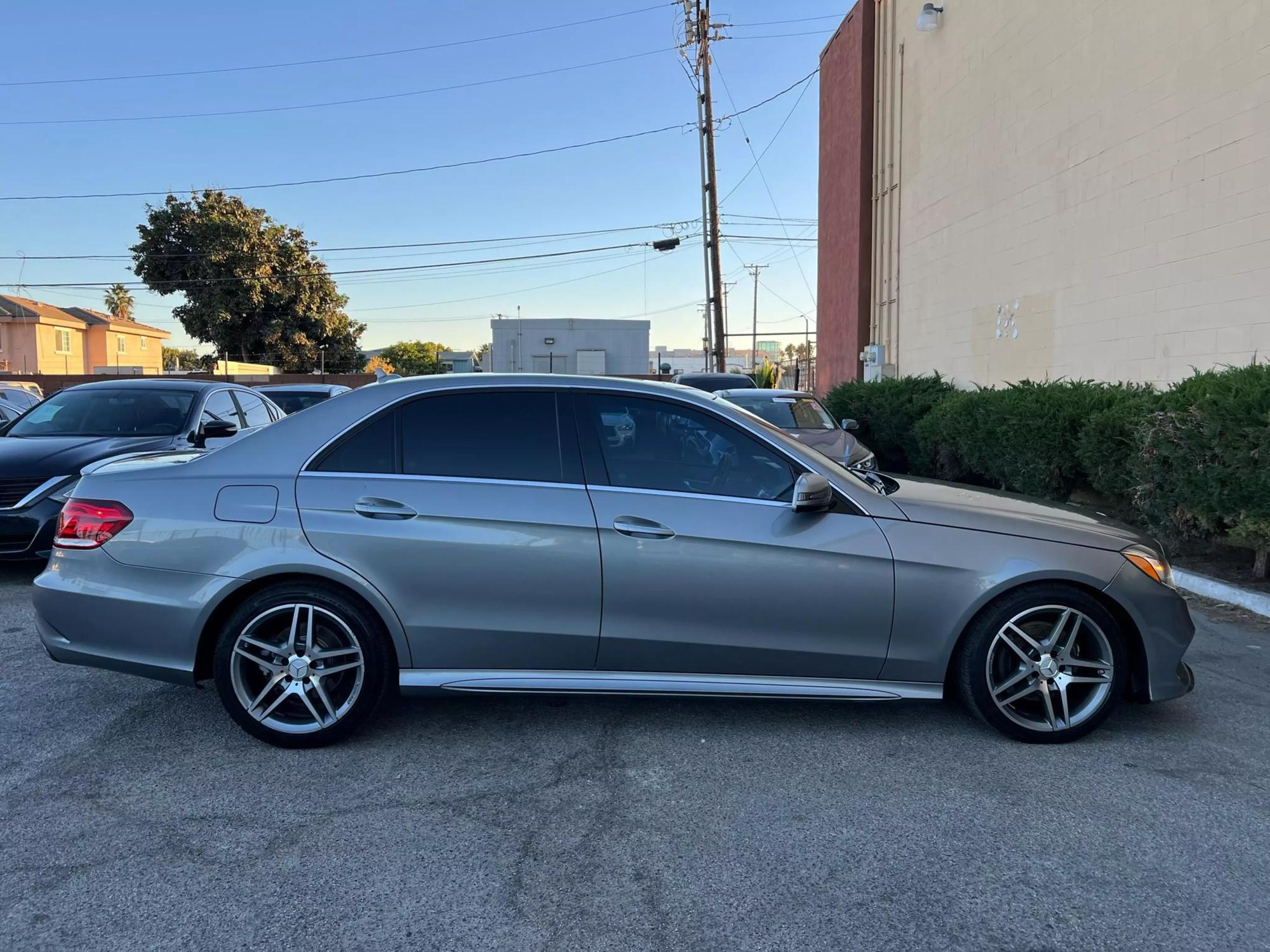 2015 Mercedes-Benz E-Class null photo 23