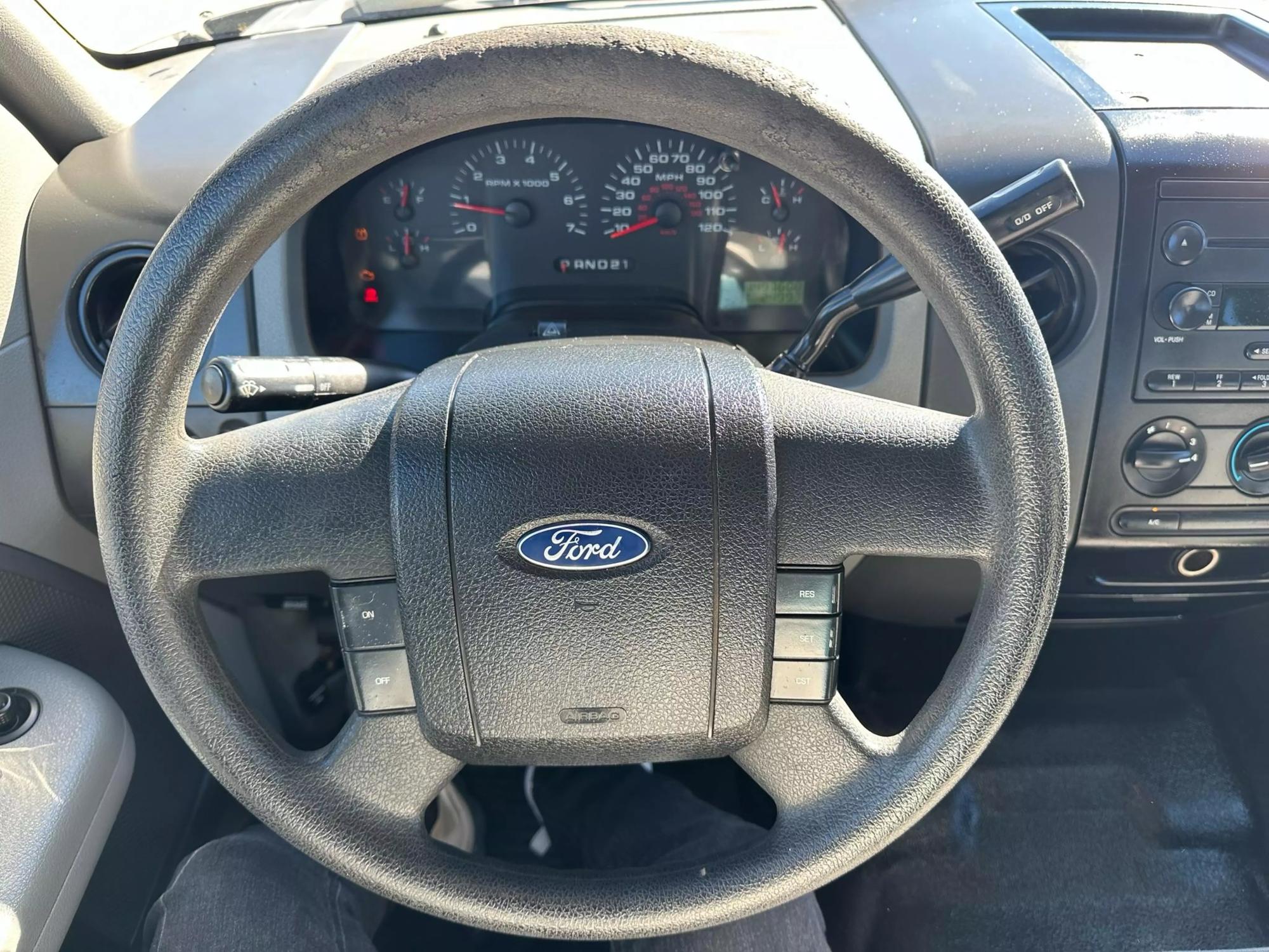 2007 Ford F-150 XLT photo 39