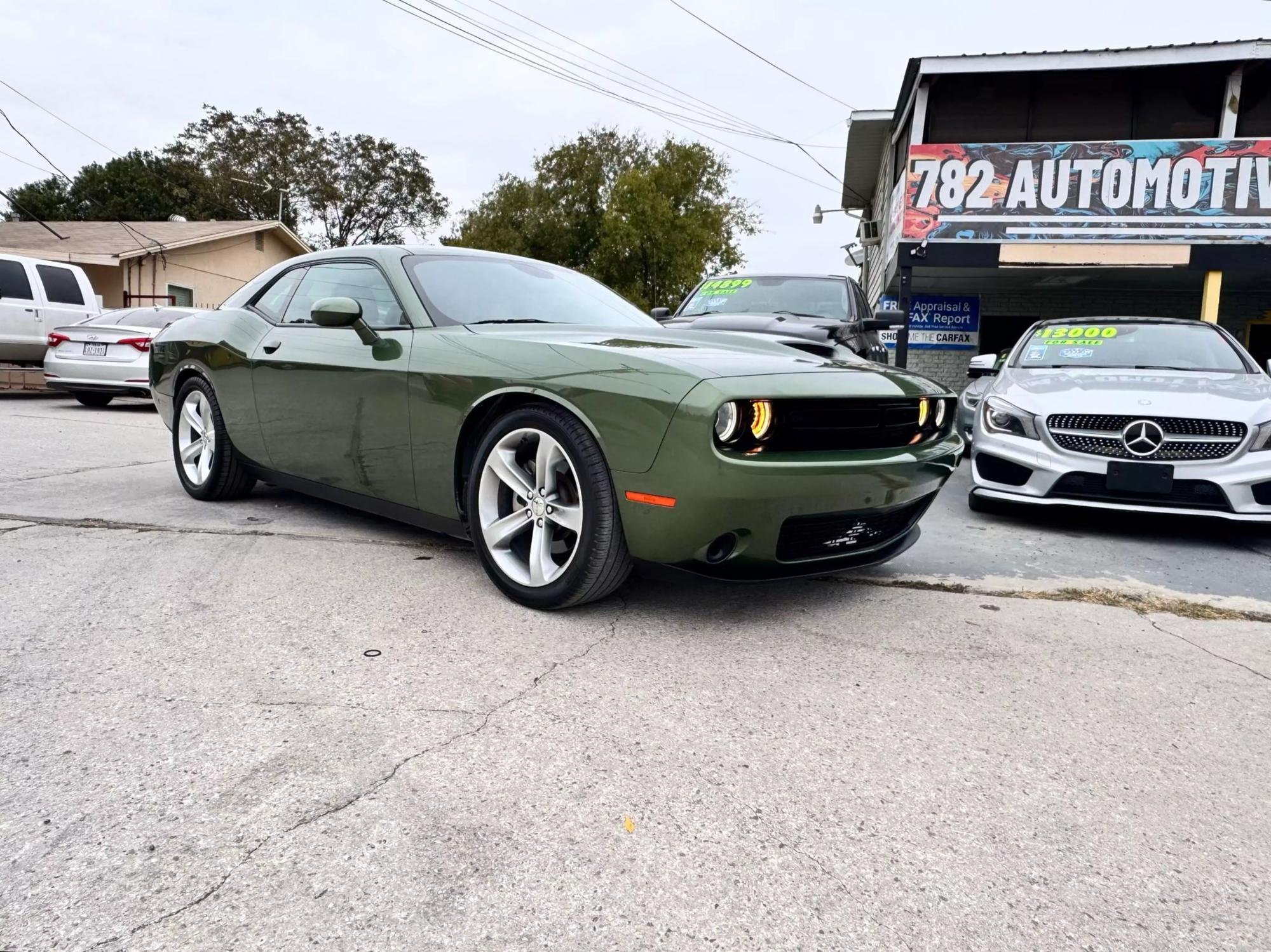 2021 Dodge Challenger GT photo 14