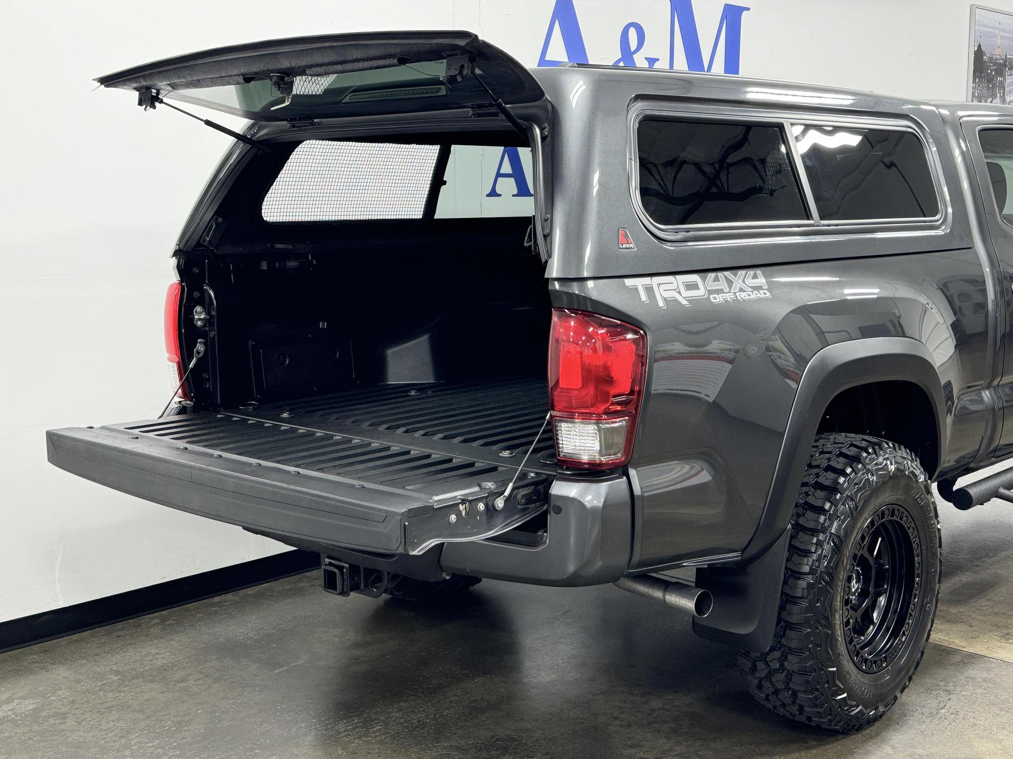 2016 Toyota Tacoma TRD Off Road photo 35