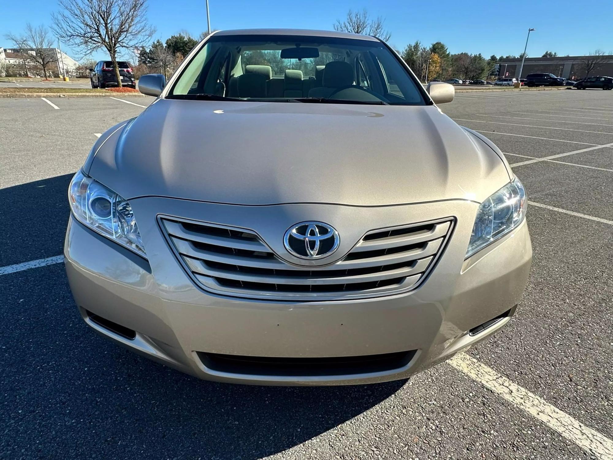 2008 Toyota Camry LE photo 28