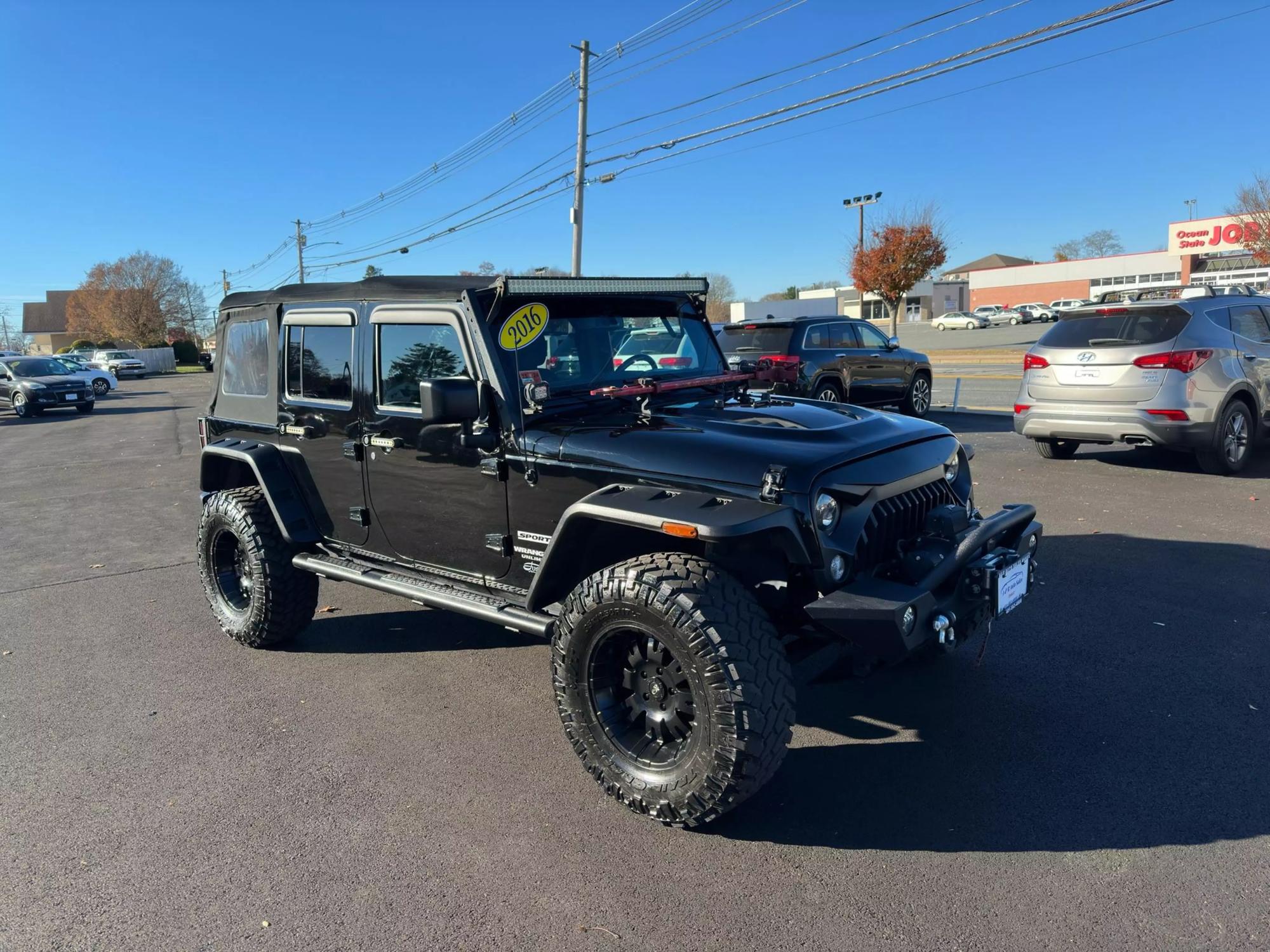 2016 Jeep Wrangler Unlimited Sport S photo 24