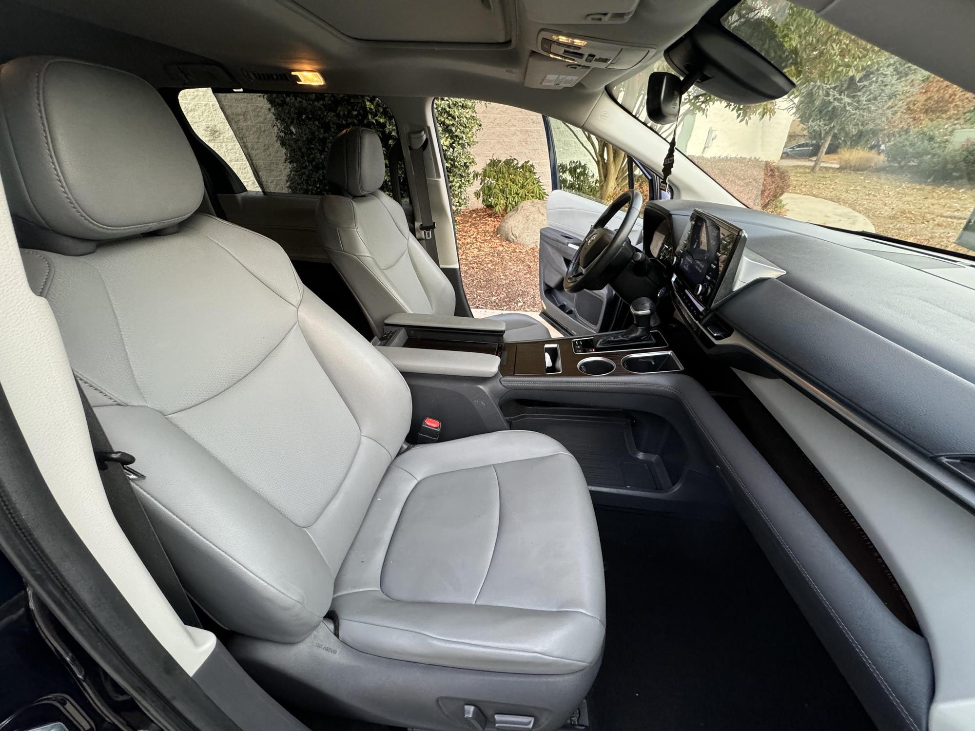 2021 Toyota Sienna XLE photo 84