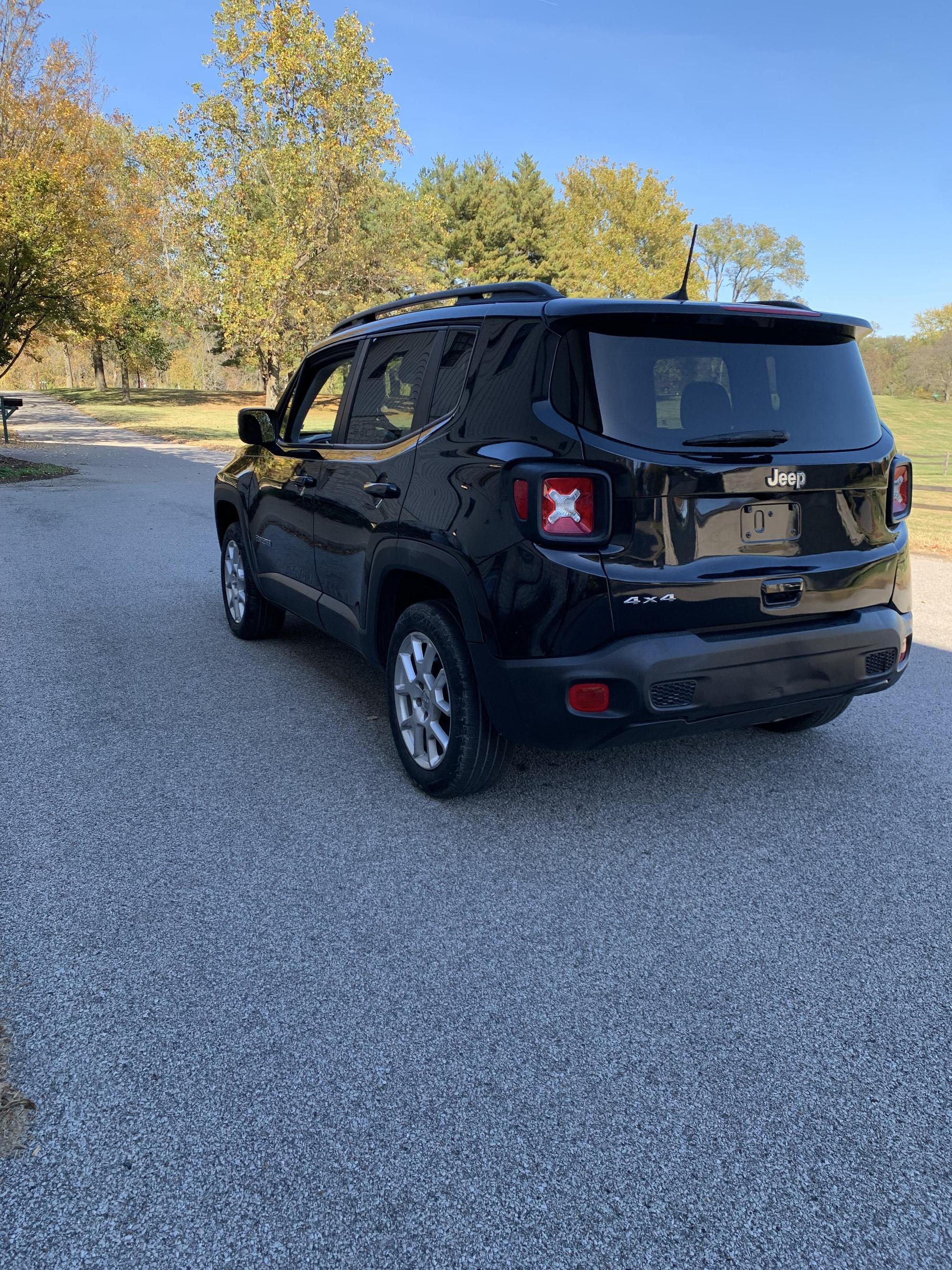 2021 Jeep Renegade Latitude photo 22