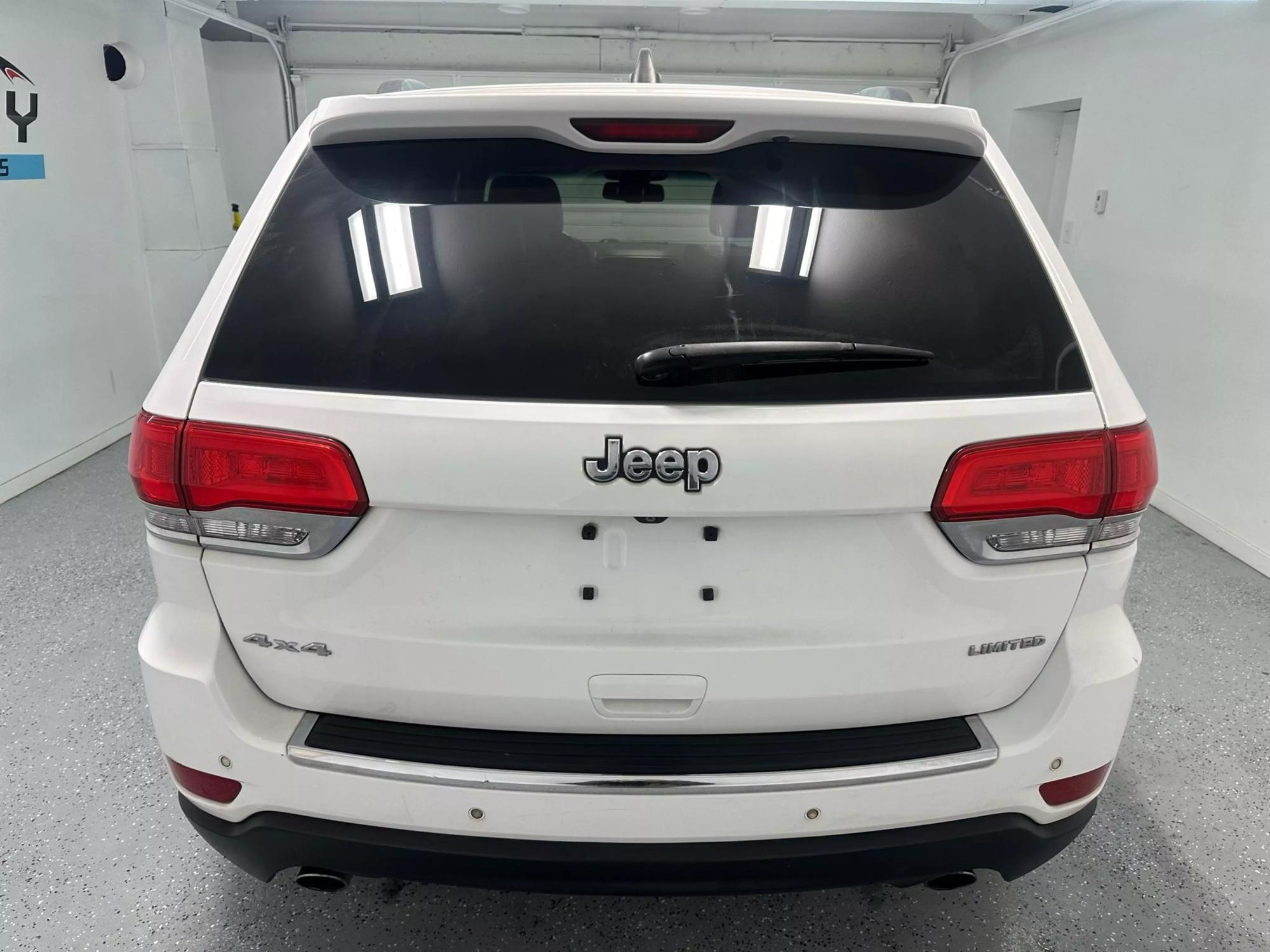 2014 Jeep Grand Cherokee Limited photo 21