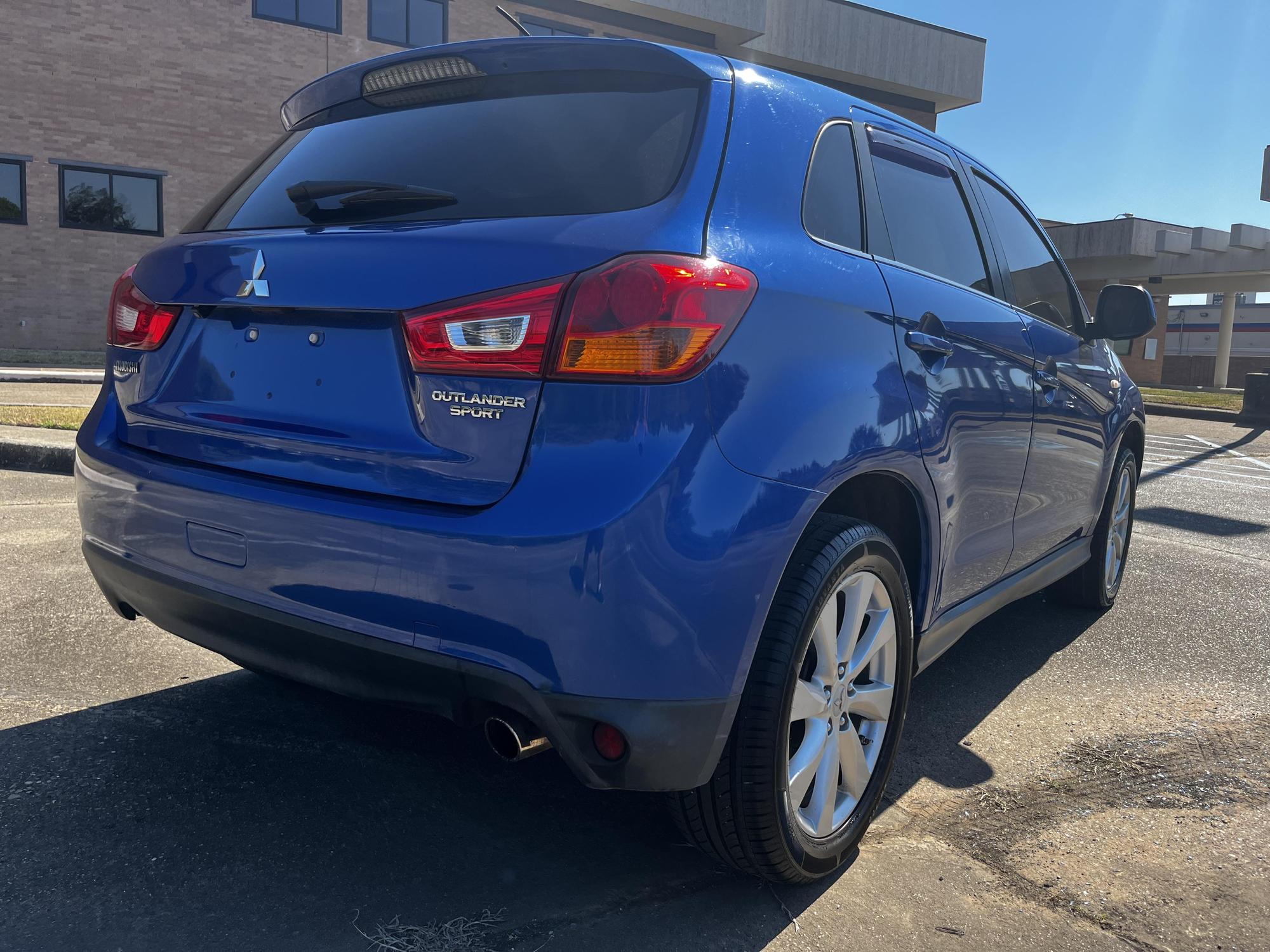 2015 Mitsubishi Outlander Sport SE photo 14