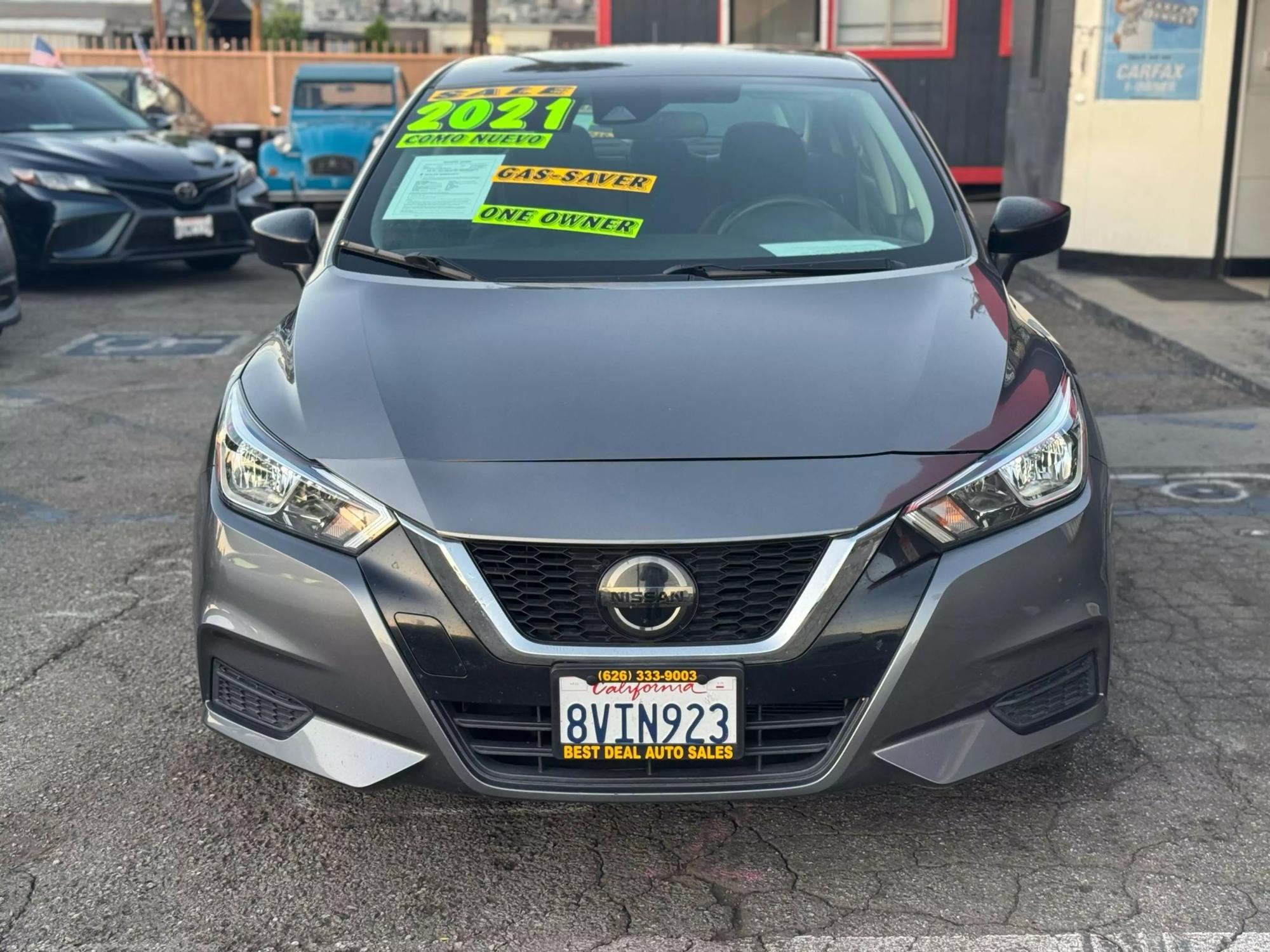 2021 Nissan Versa Sedan S photo 17