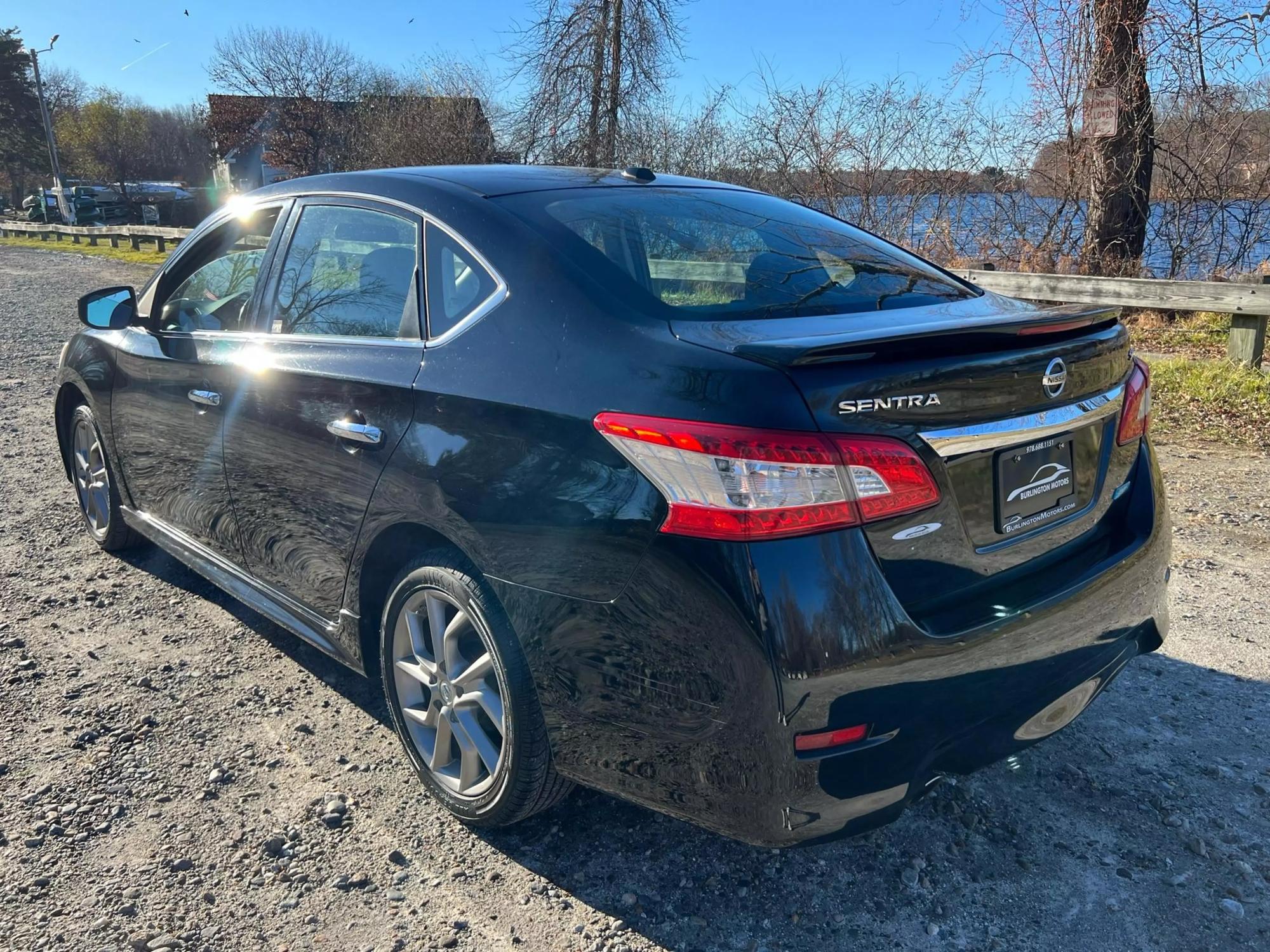 2014 Nissan Sentra SR photo 23