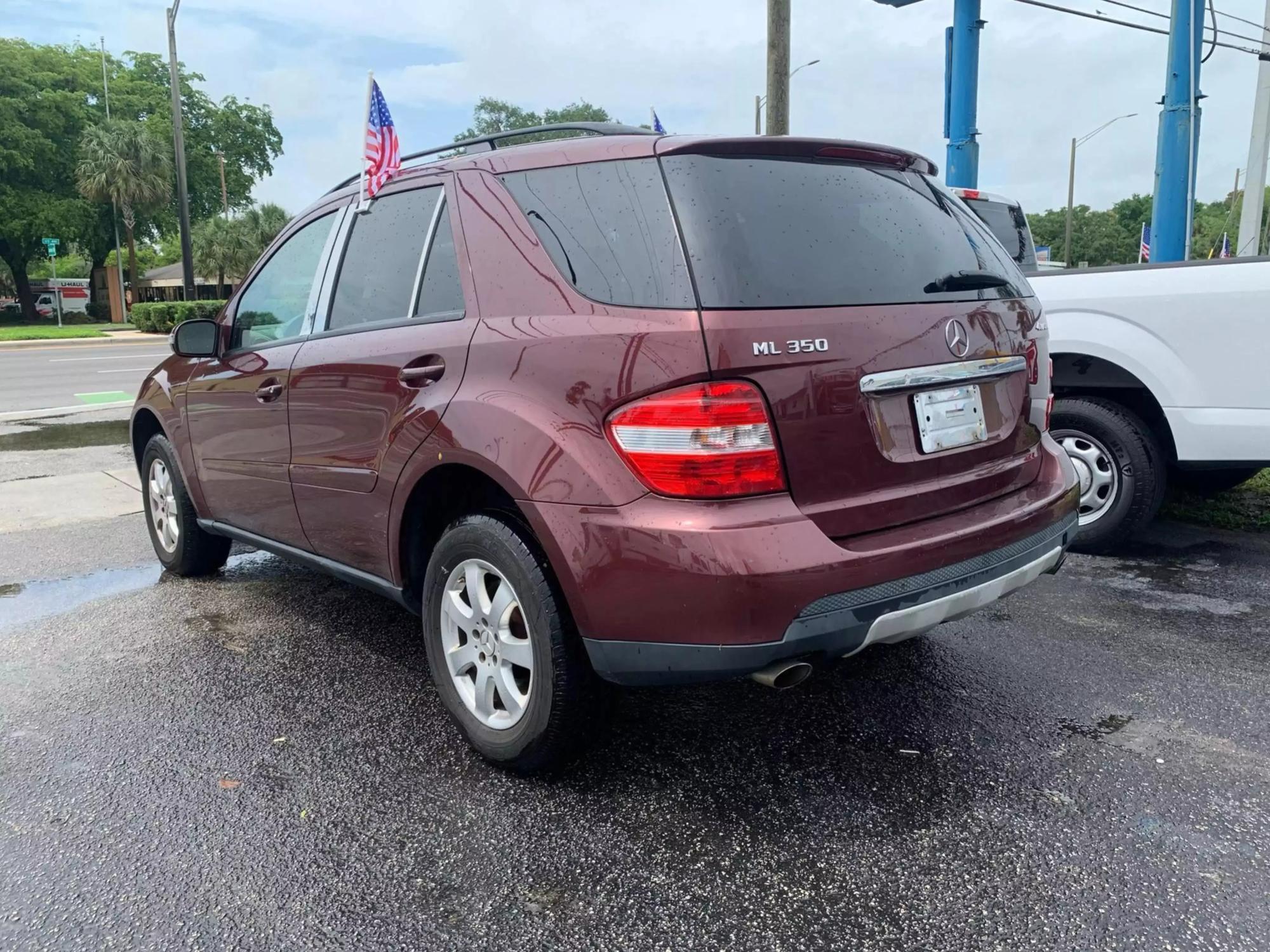 2007 Mercedes-Benz M-Class ML350 photo 32