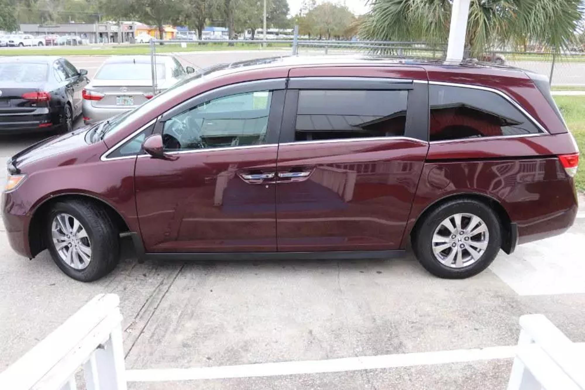 2014 Honda Odyssey EX-L photo 21