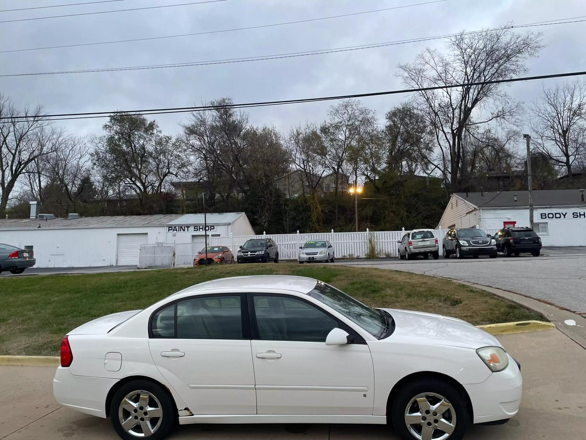 2008 Chevrolet Malibu Classic LT photo 28