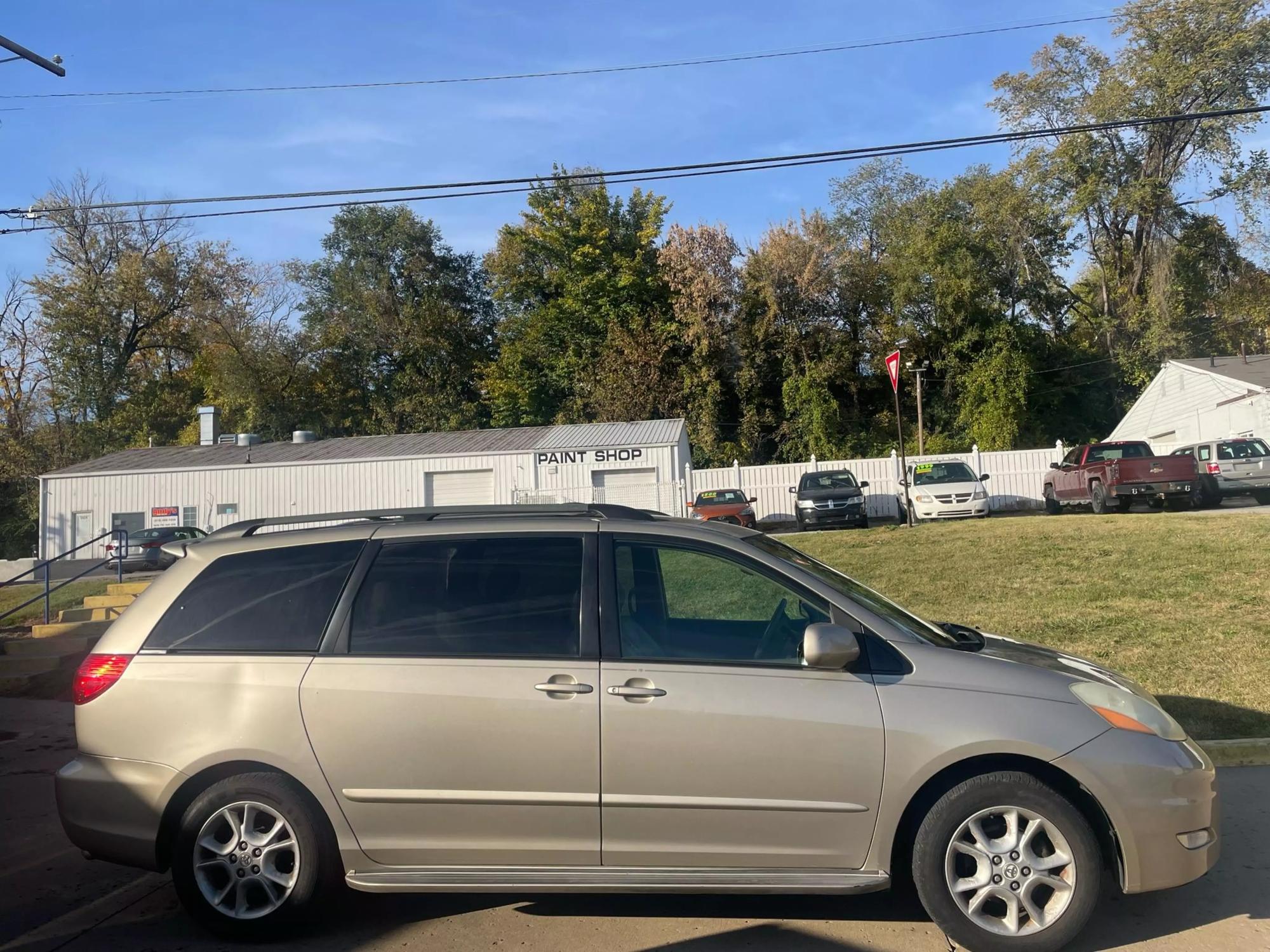 2006 Toyota Sienna XLE photo 20