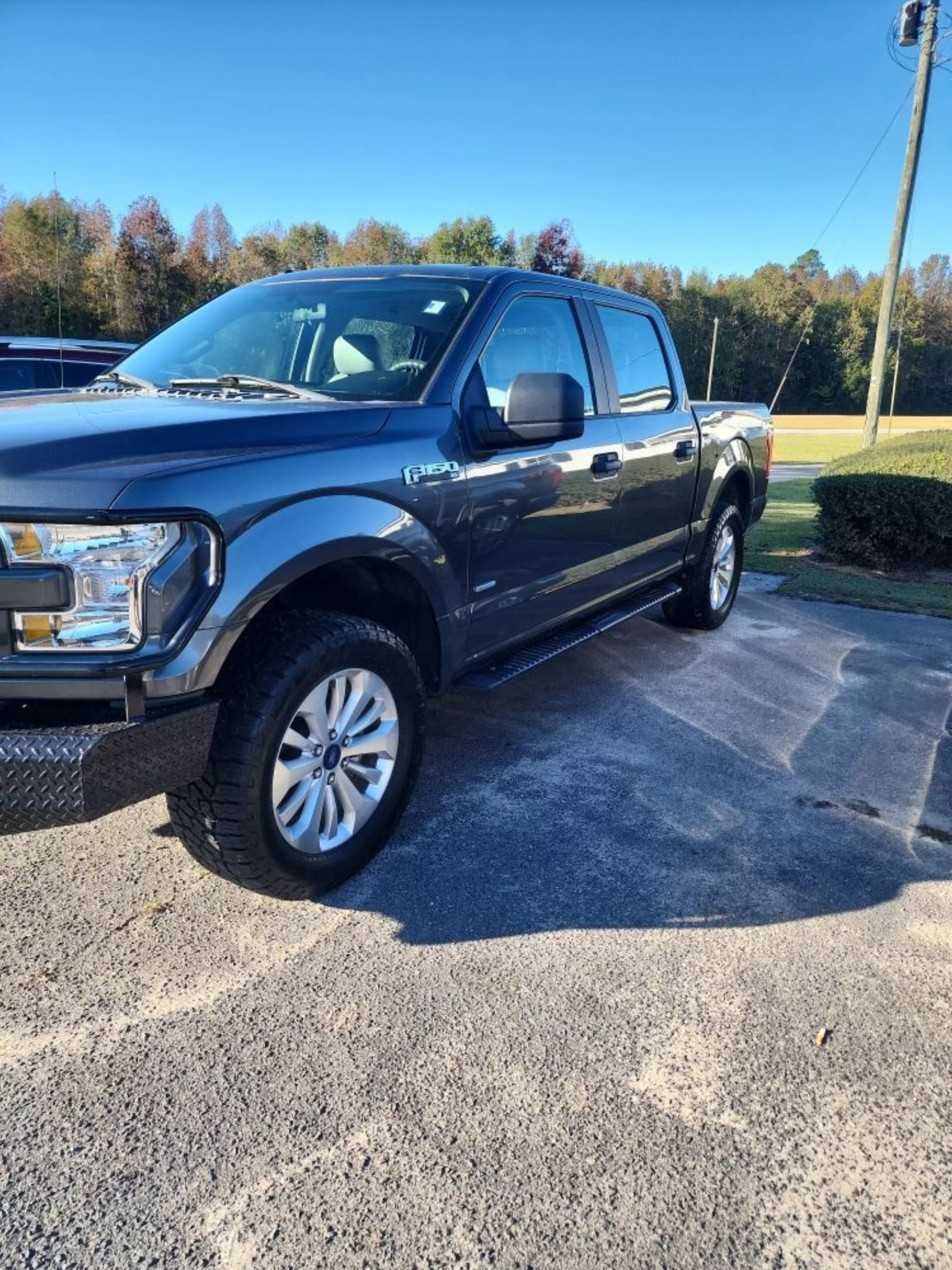 2016 Ford F-150 XL photo 11