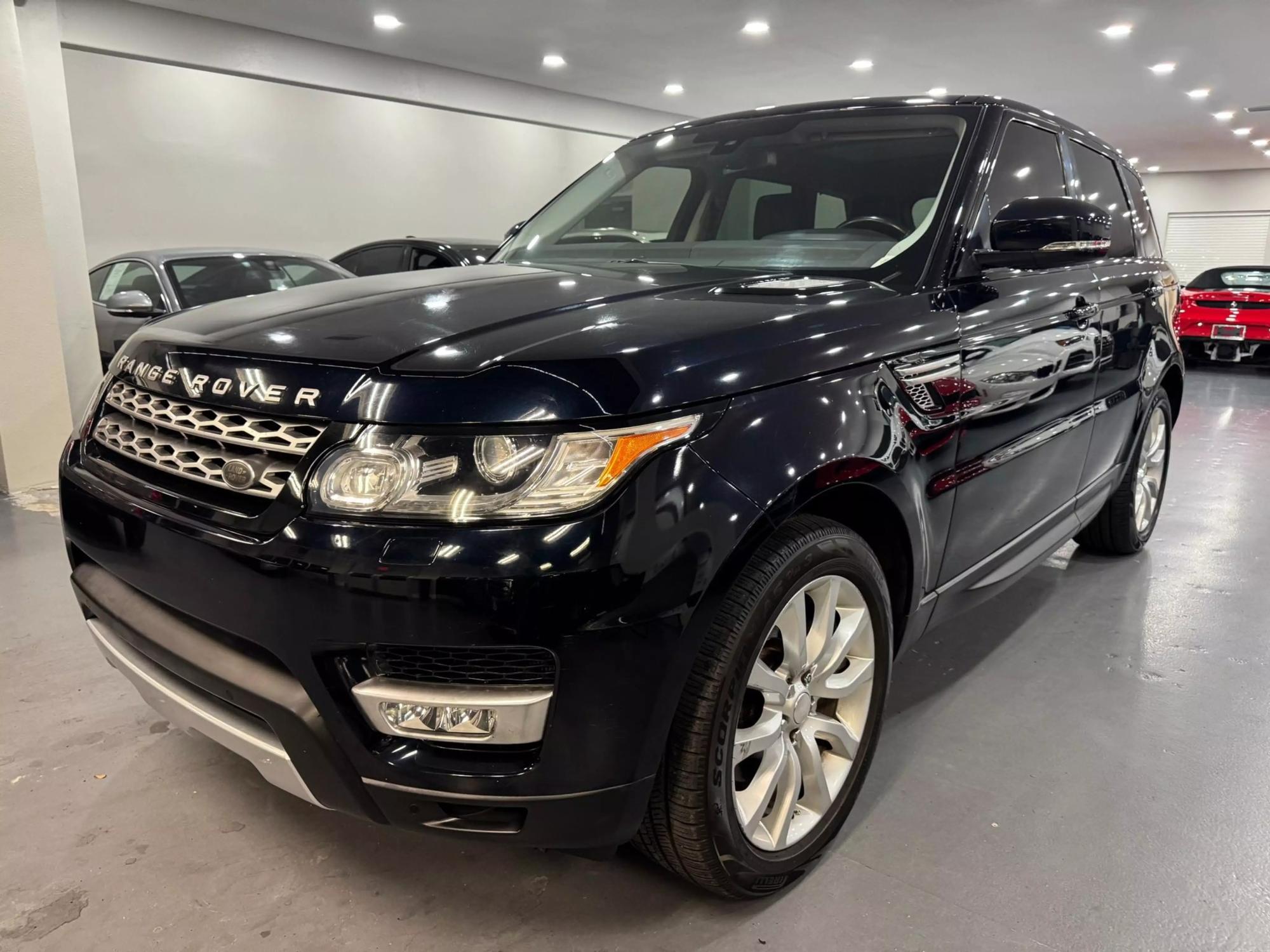 2014 Land Rover Range Rover Sport SE photo 3