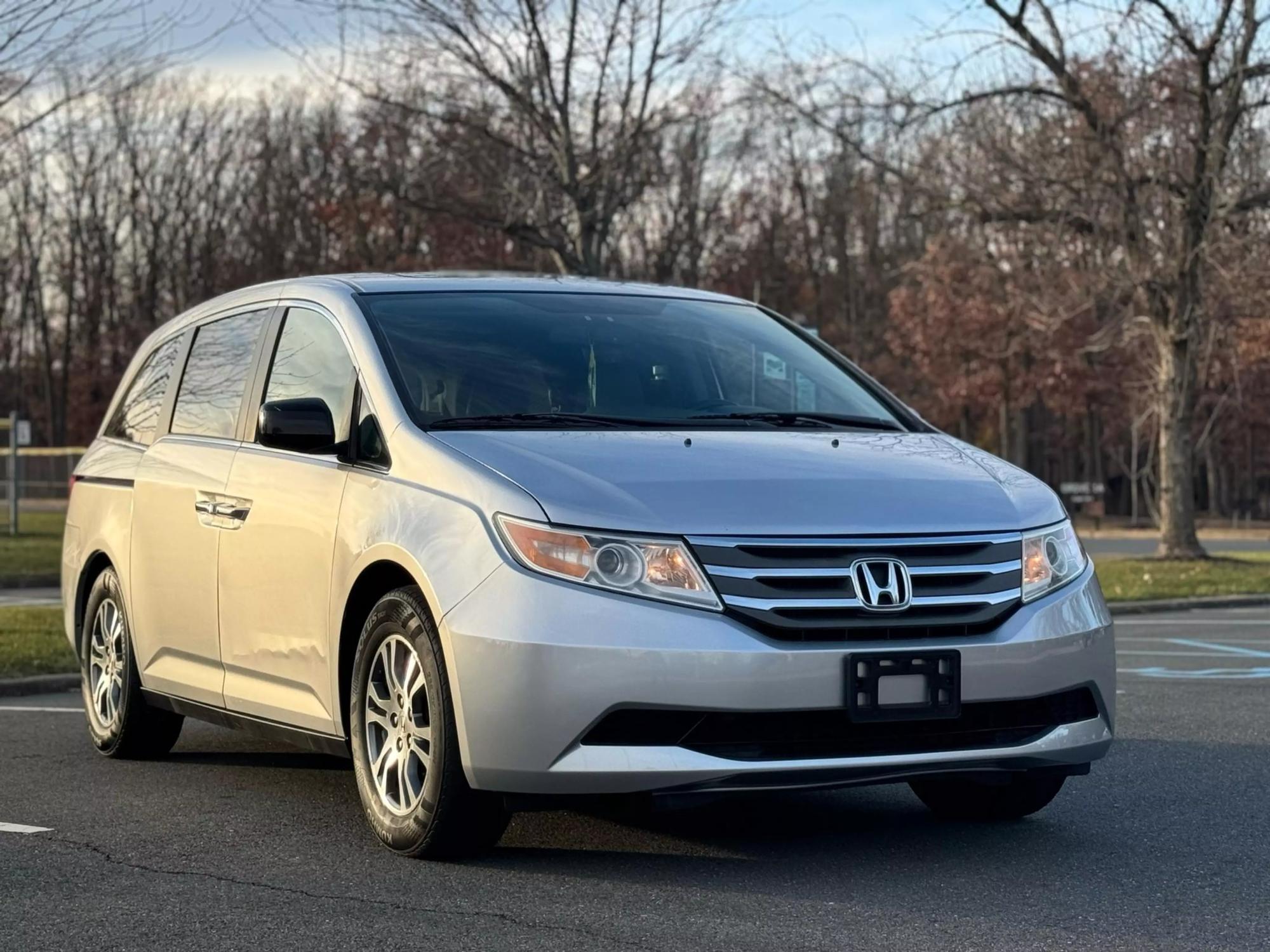 2013 Honda Odyssey EX-L photo 13