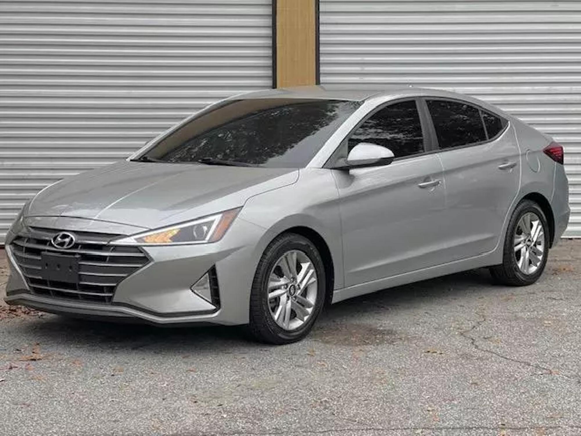 2020 Hyundai Elantra SEL photo 28