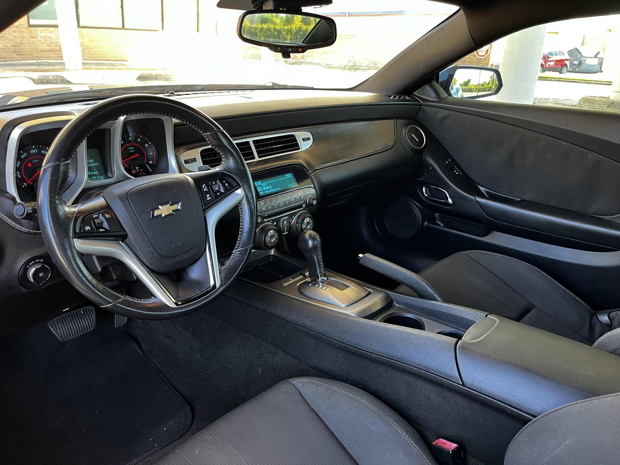 2012 Chevrolet Camaro 1LT photo 14