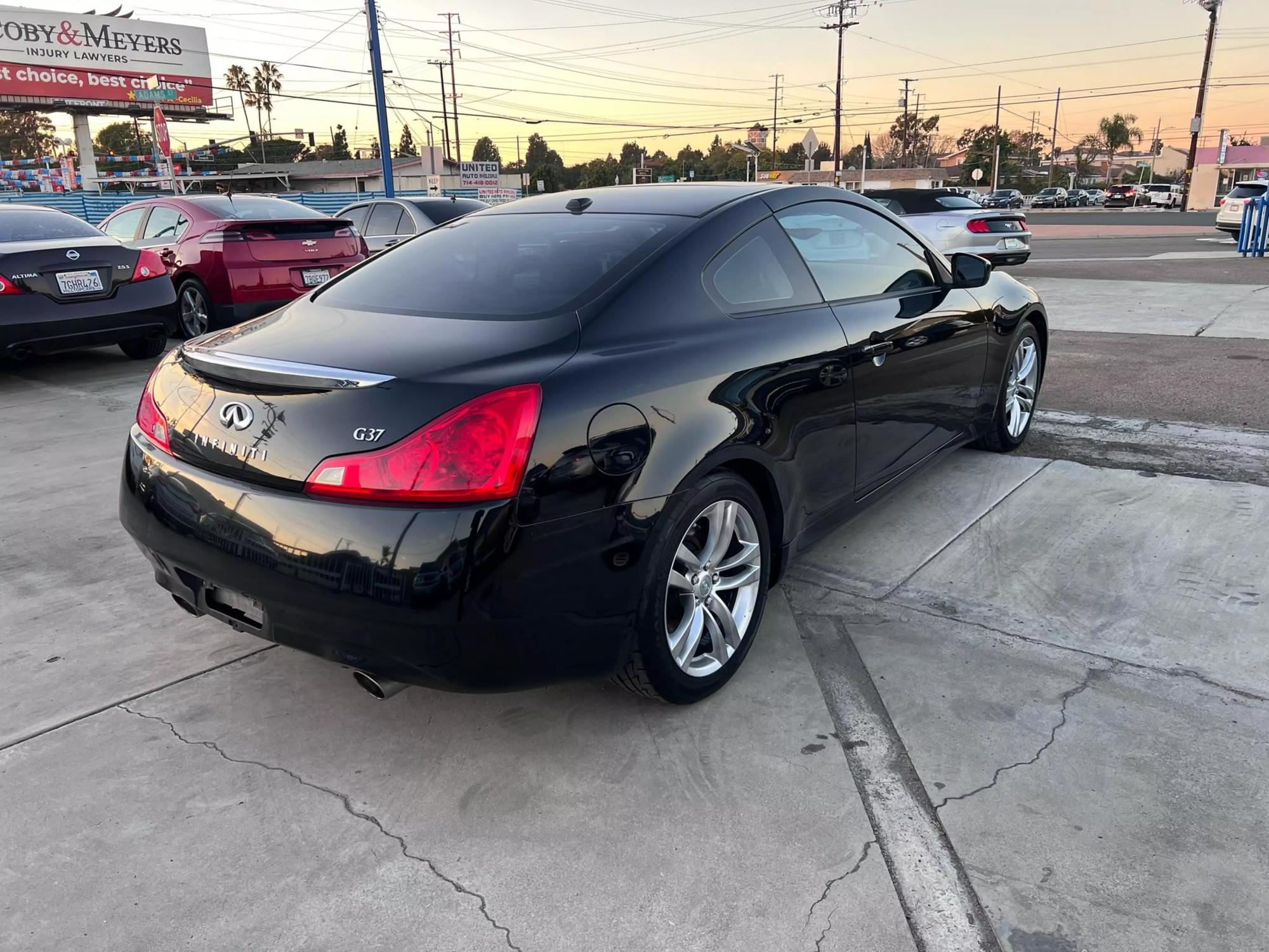 2009 INFINITI G Coupe 37 Journey photo 31