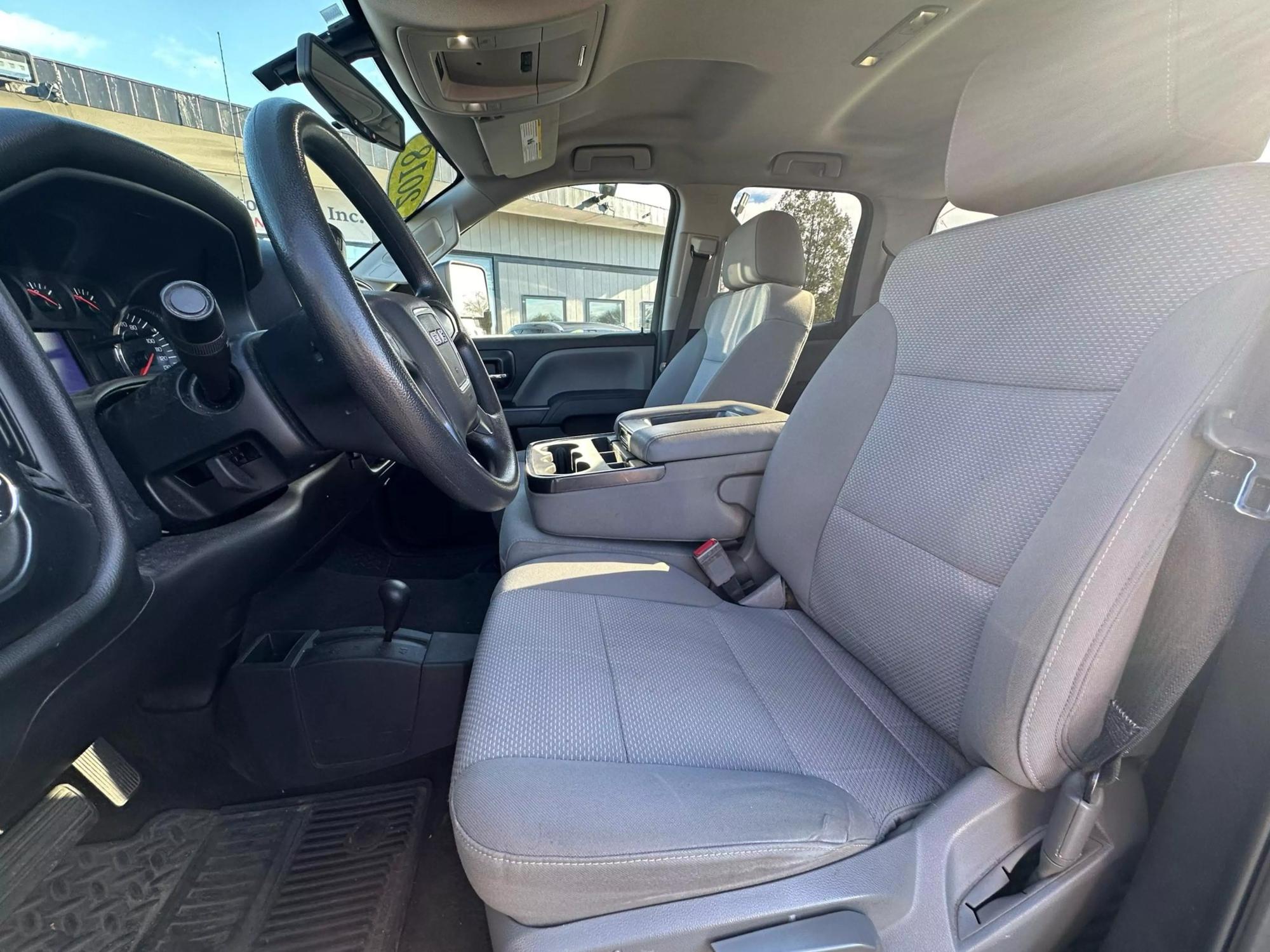 2018 GMC Sierra 1500 Base photo 34