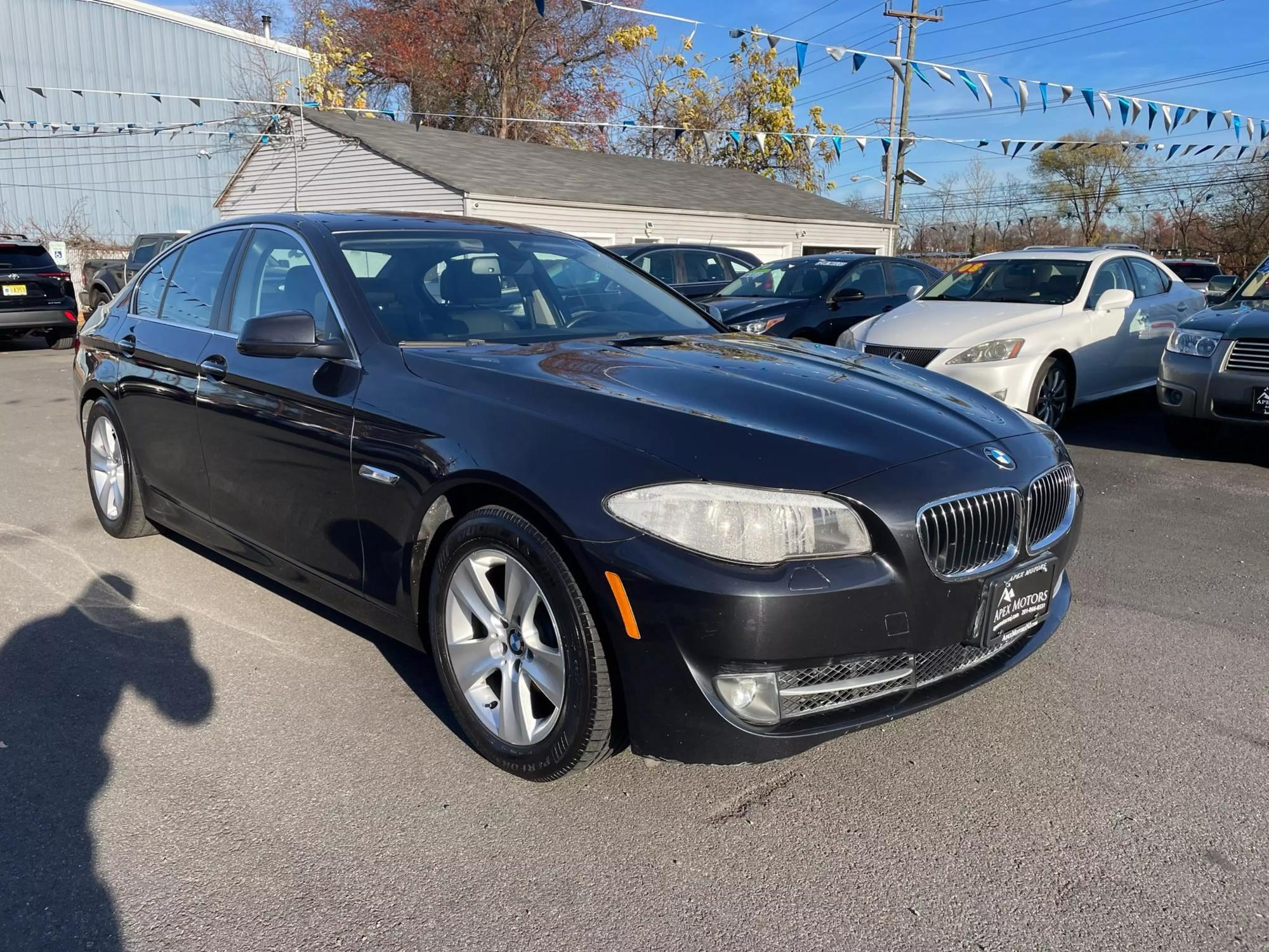 2013 BMW 5 Series 528i photo 68