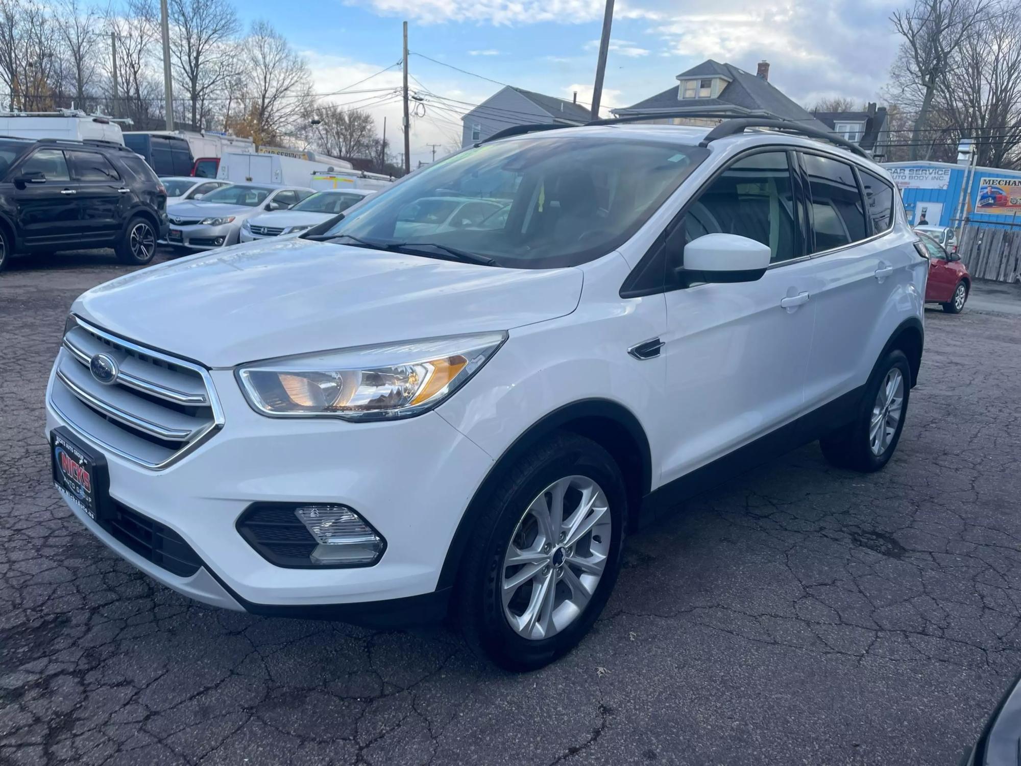 2018 Ford Escape SE photo 17