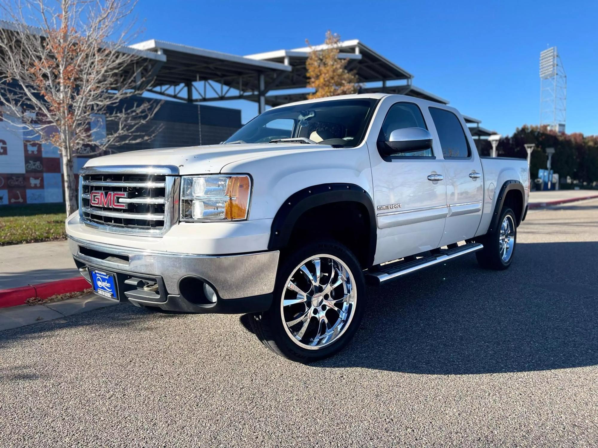 2012 GMC Sierra 1500 SLT photo 12