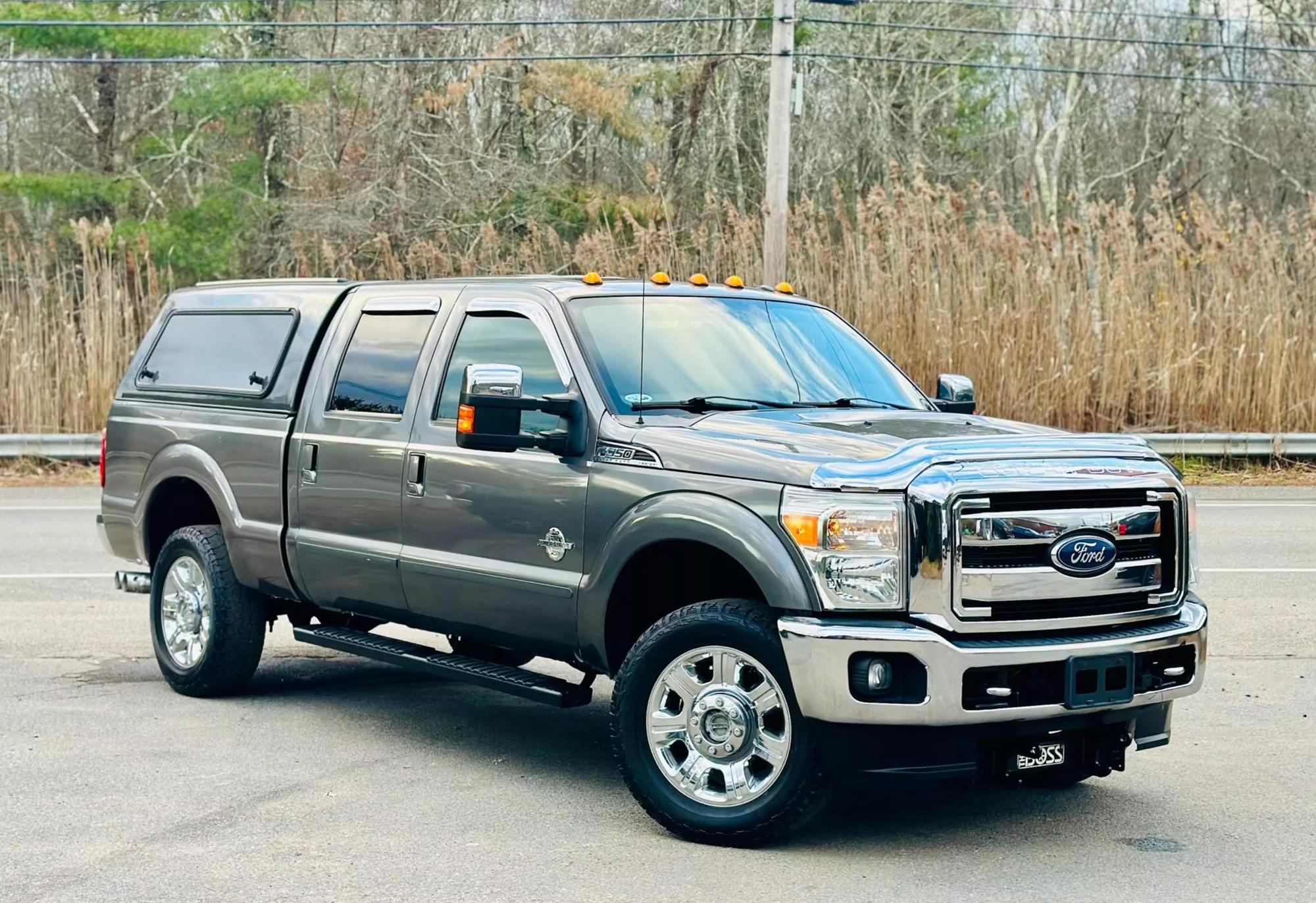 2014 Ford F-350 Super Duty Lariat photo 33