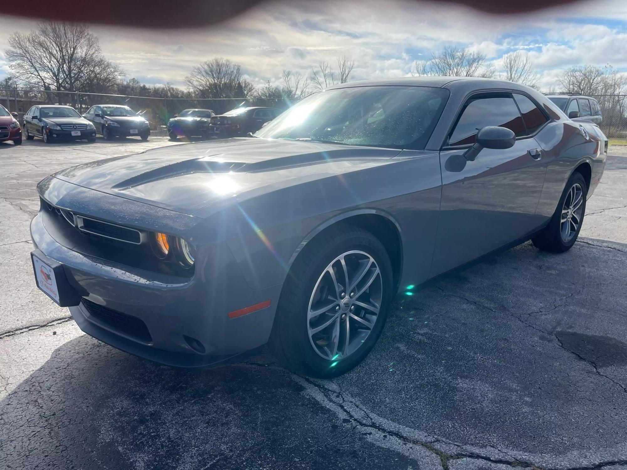 2019 Dodge Challenger SXT photo 22