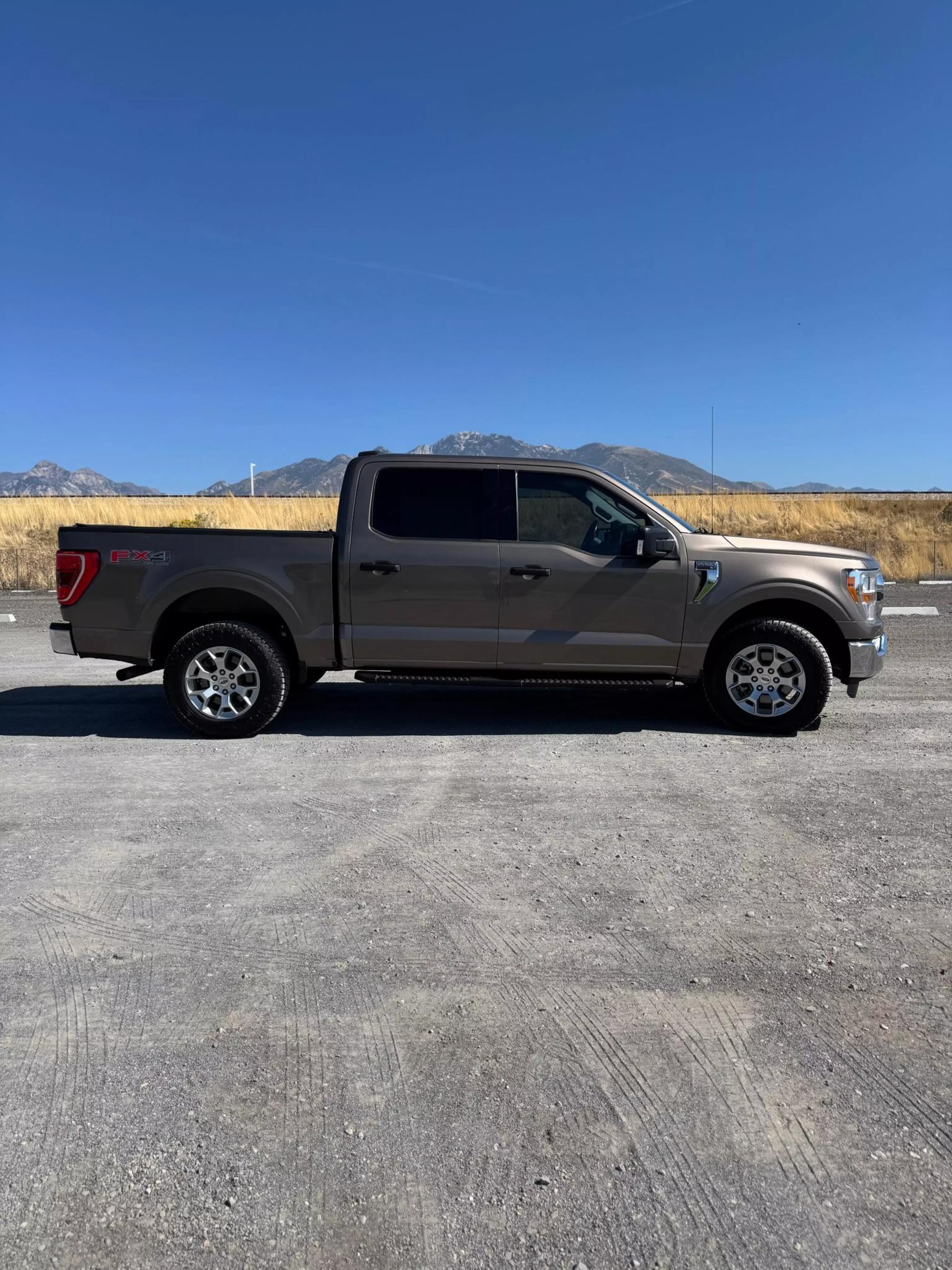 2021 Ford F-150 XLT photo 24