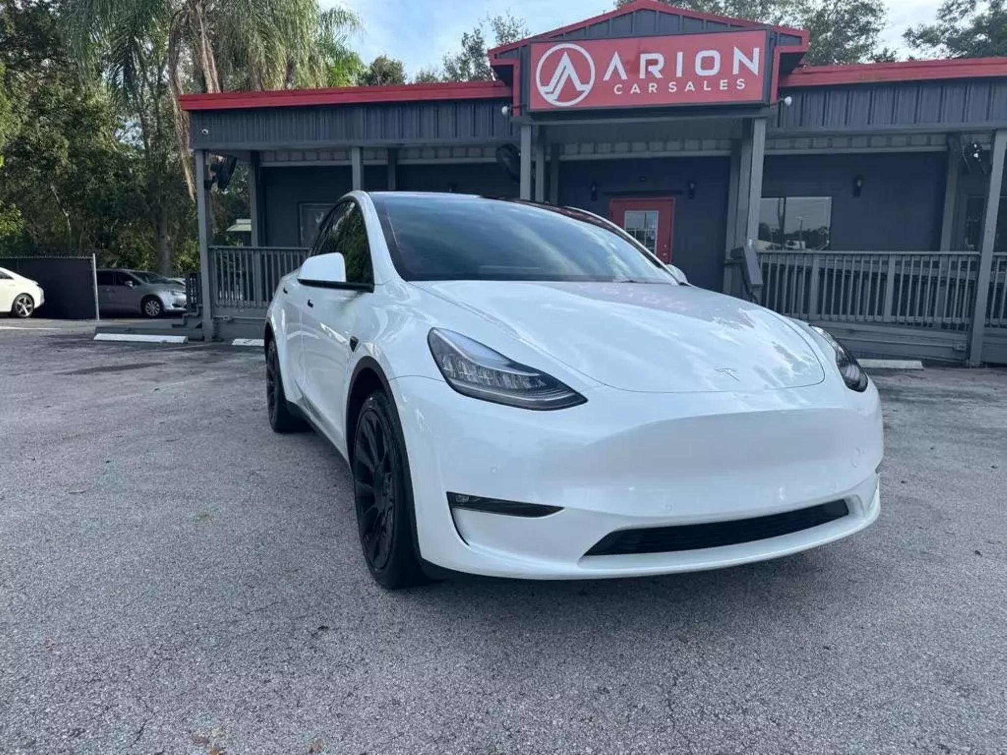 2022 Tesla Model Y Long Range photo 23