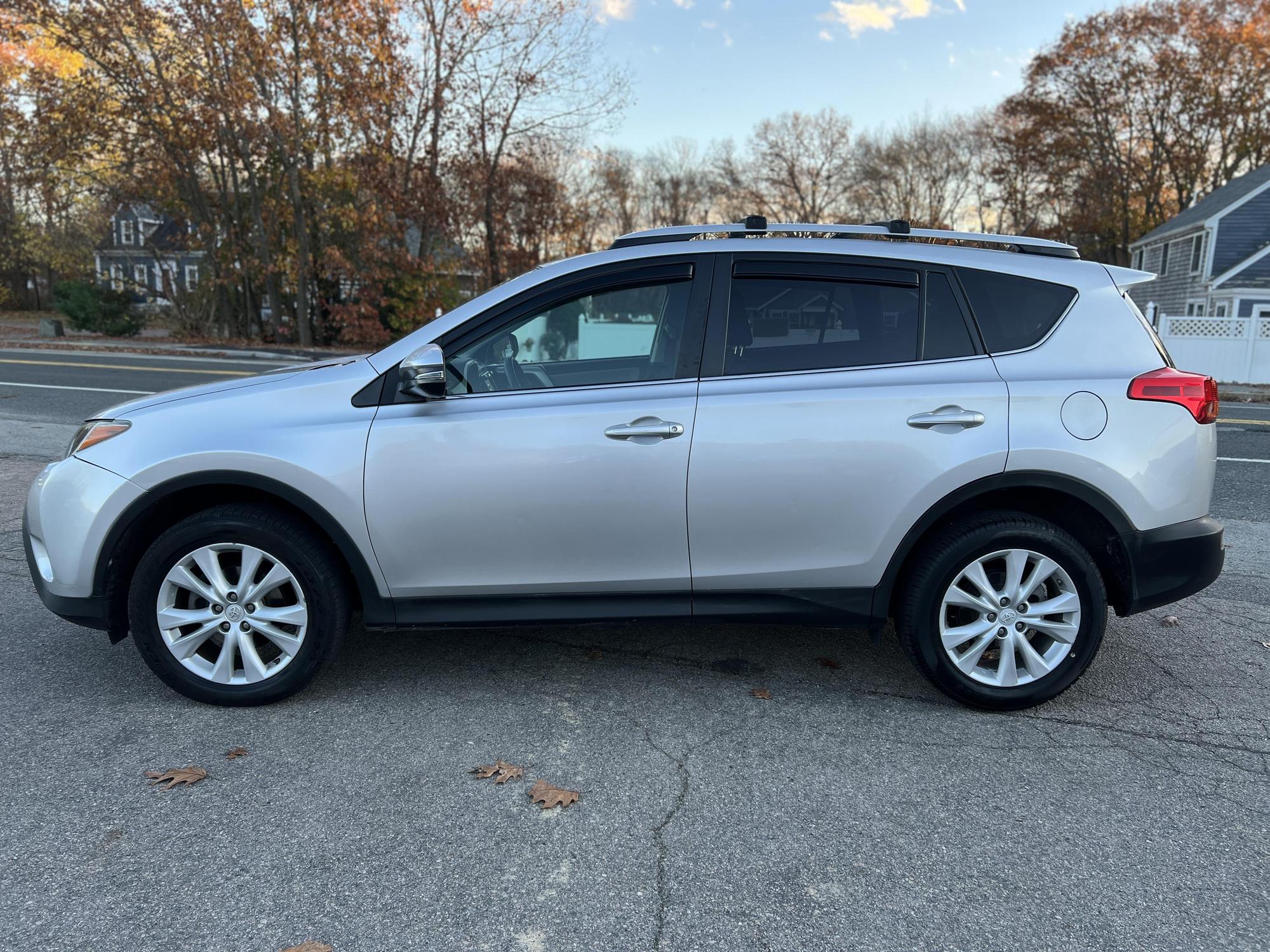 2015 Toyota RAV4 Limited photo 40